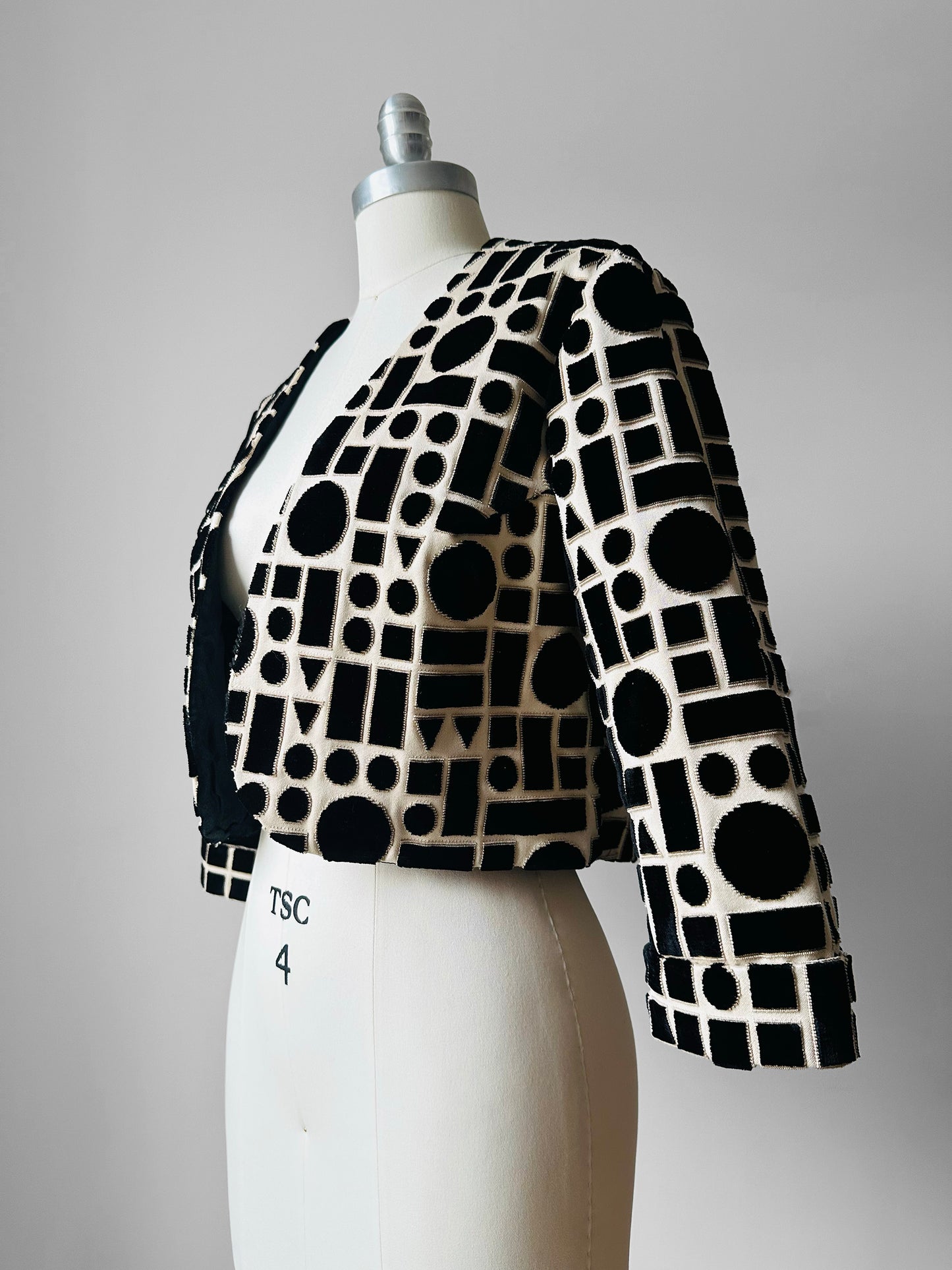 1990s - 2000s Black Off-White Velvety Cropped Jacket - Sz. Sm