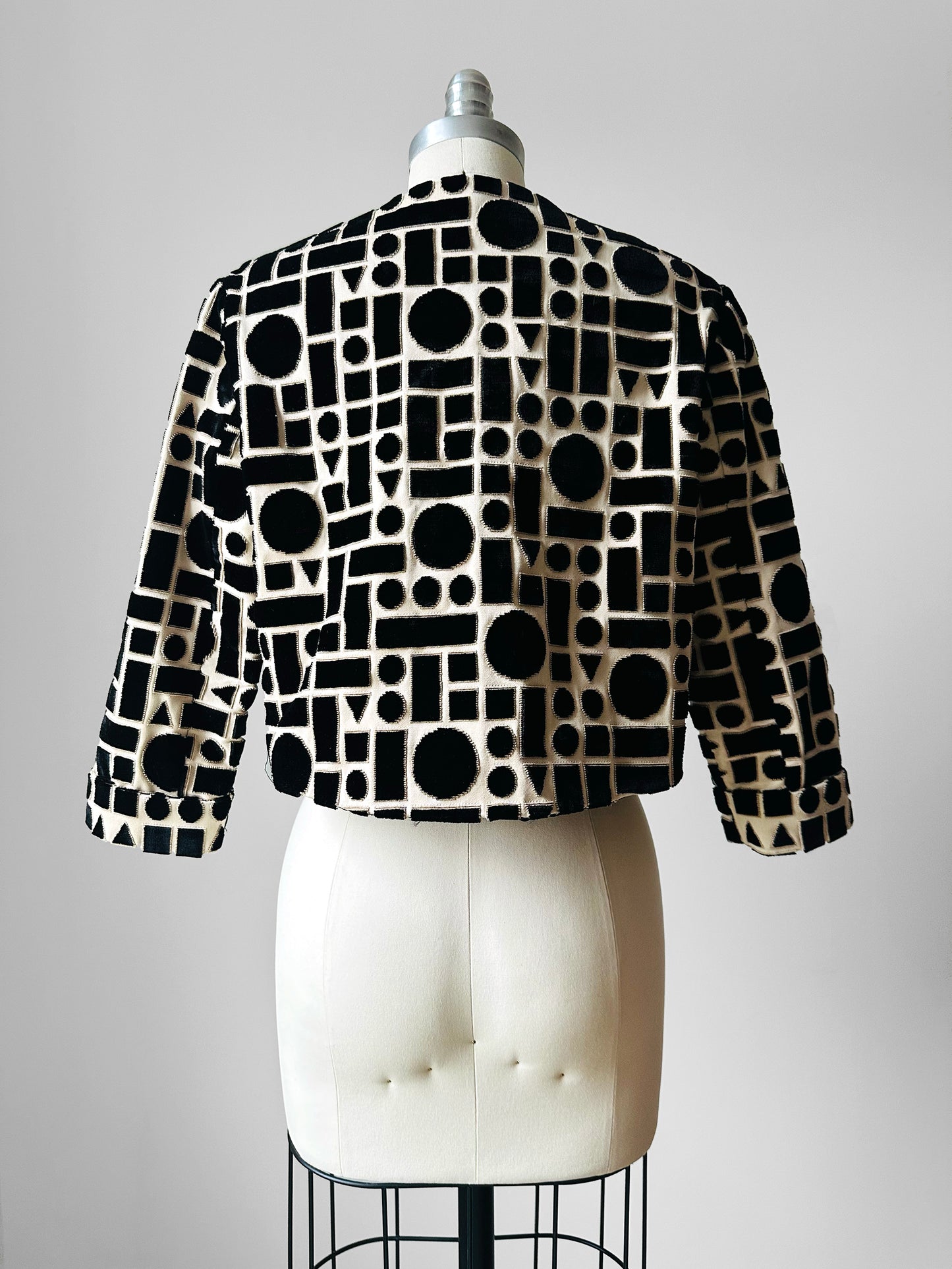 1990s - 2000s Black Off-White Velvety Cropped Jacket - Sz. Sm