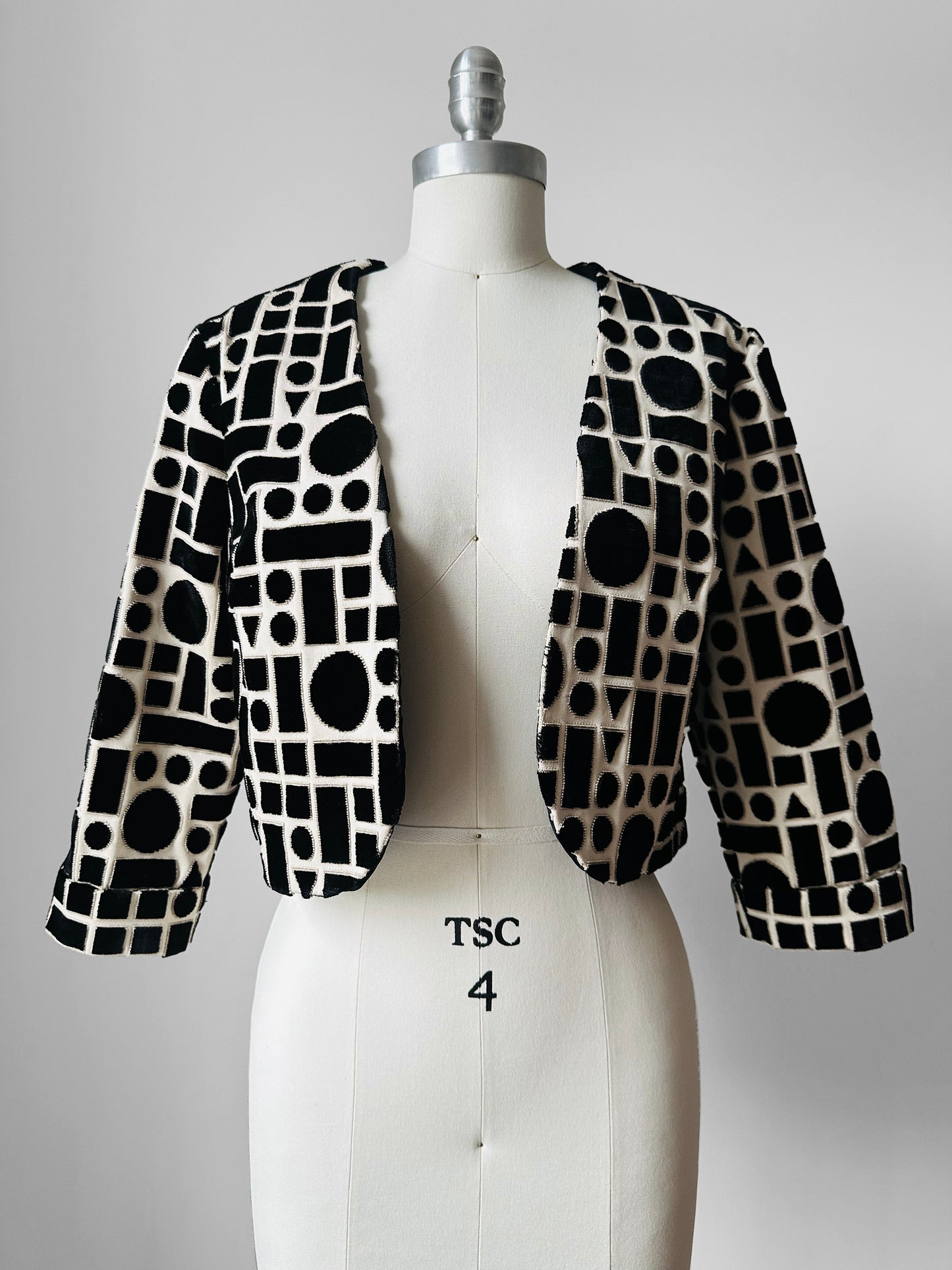 1990s - 2000s Black Off-White Velvety Cropped Jacket - Sz. Sm