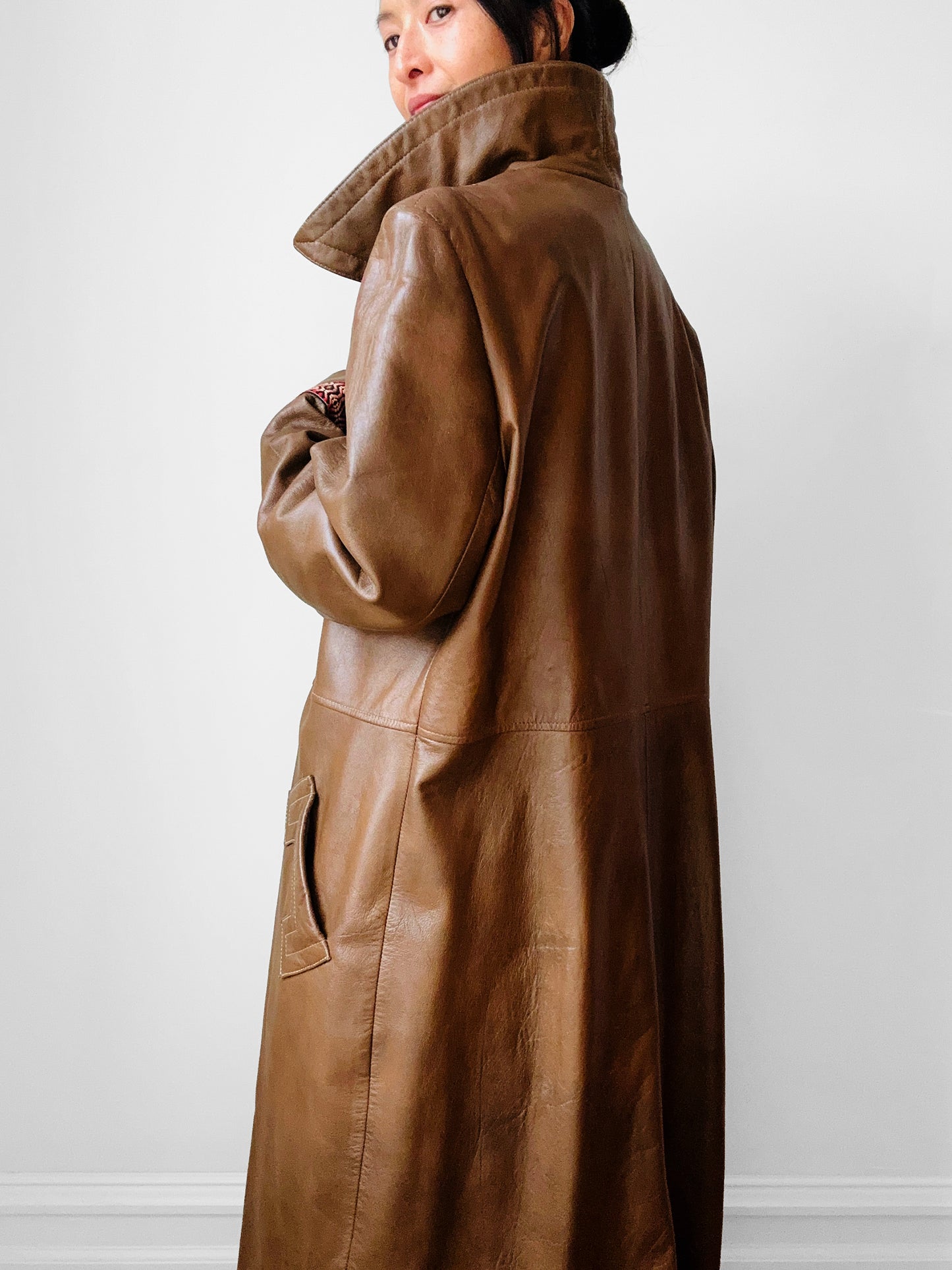 Late 1960s Saddle Brown Leather Woven Trim Metal Zipper Coat - Sz. M