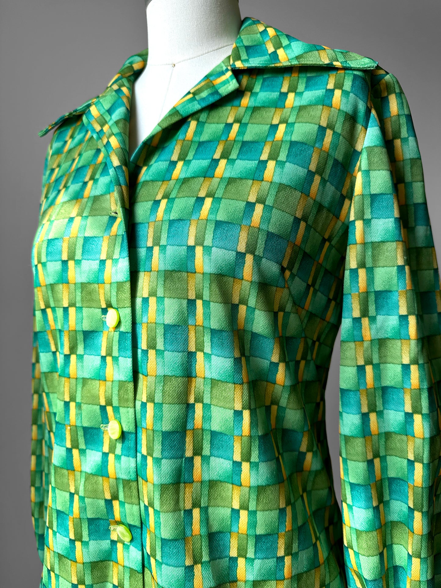 1960s - 1970s Apple Green Window Pane Patterned Button Up Shirt  - Sz. Sm
