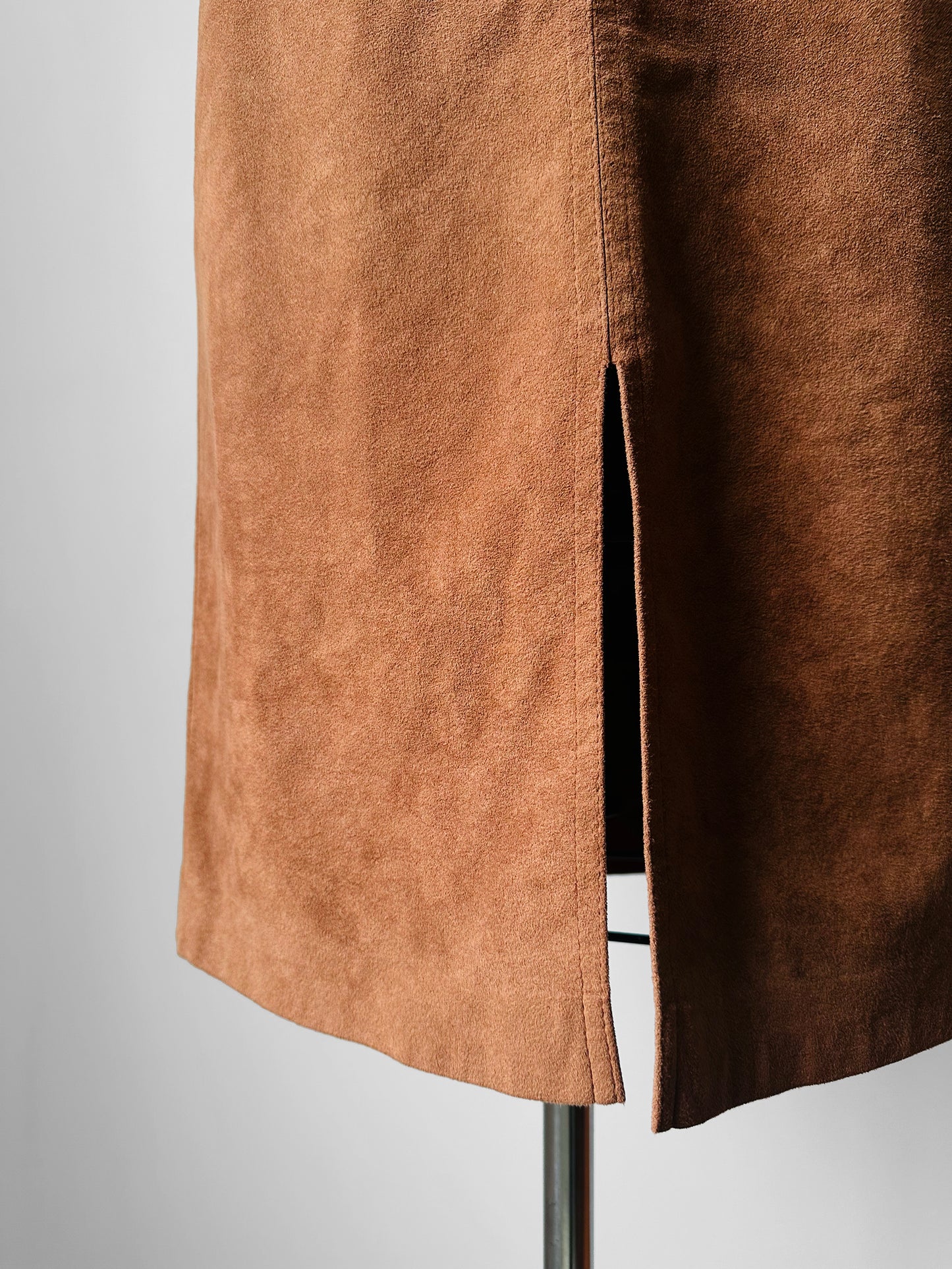 Vintage  1970s - 1980s Caramel A-line Split-Front Ultra Suede Skirt - Sz. Sm