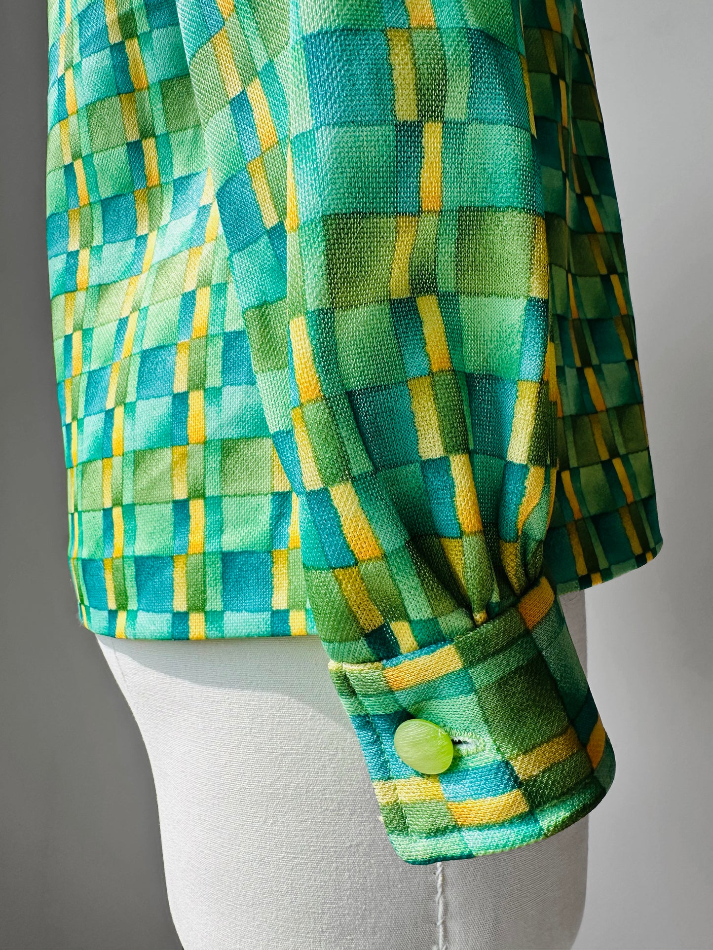 1960s - 1970s Apple Green Window Pane Patterned Button Up Shirt  - Sz. Sm