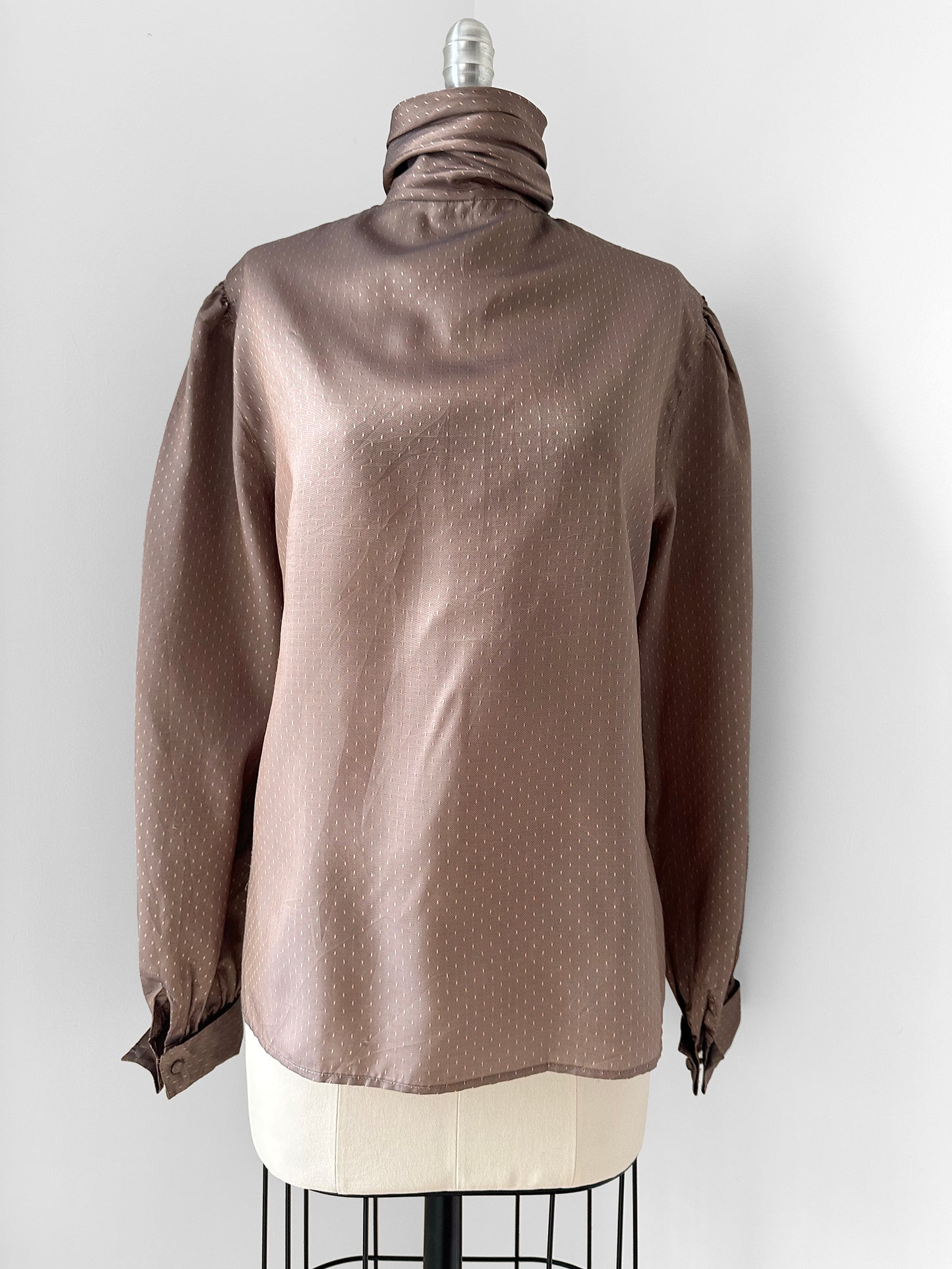 1980s Taupe Ruched Neck Dotted Metallic Blouse - Sz. M