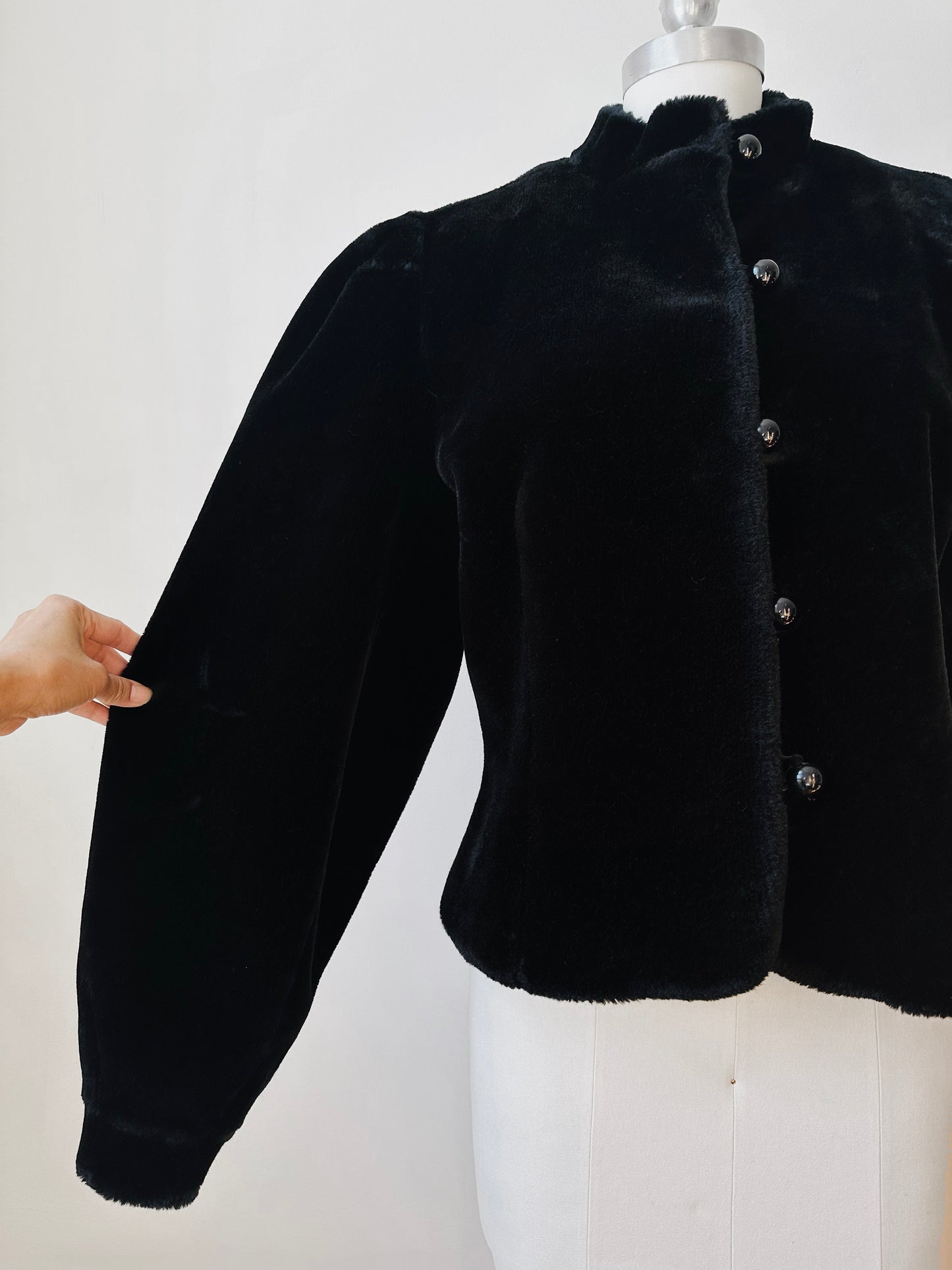 1980s Black Faux Fur Short Waisted Tapered Waist Jacket - Sz. M