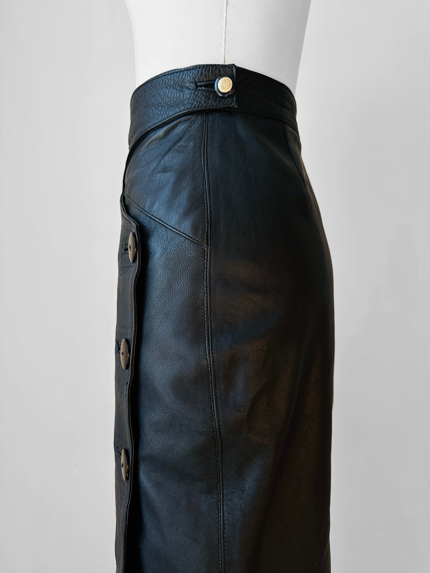 1980s Black Buttery Soft Side Button Leather Wrap Skirt - Sz. XXS/XS