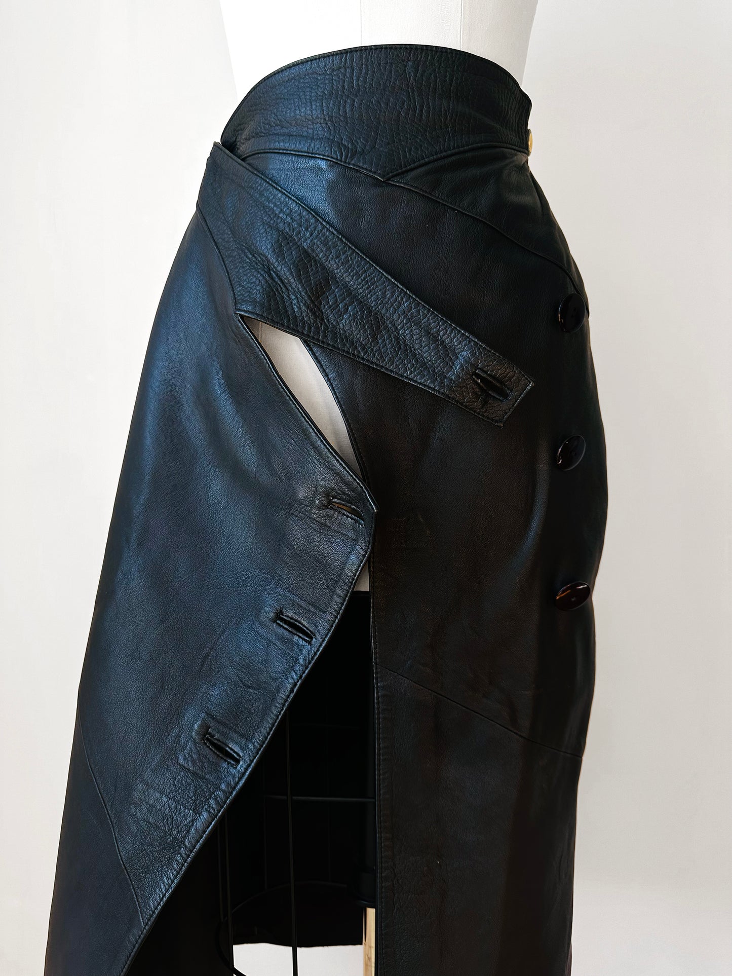 1980s Black Buttery Soft Side Button Leather Wrap Skirt - Sz. XXS/XS