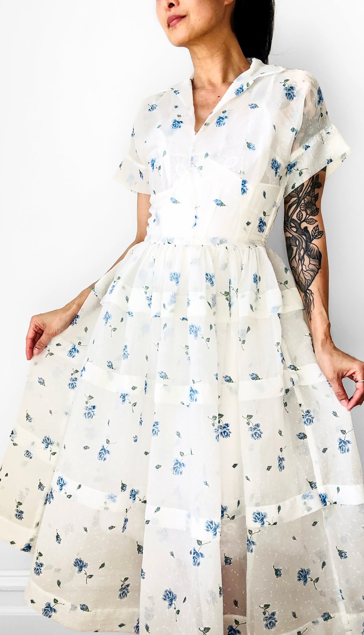 Vintage 1950s - 1960s Handmade White and Blue Sheer Crinoline Floral Tiered Dress - Sz. S