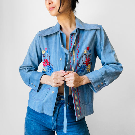 1970s Blue Snap Button Wide Lapel Floral Embroidered Jean Shirt - XXS / XS