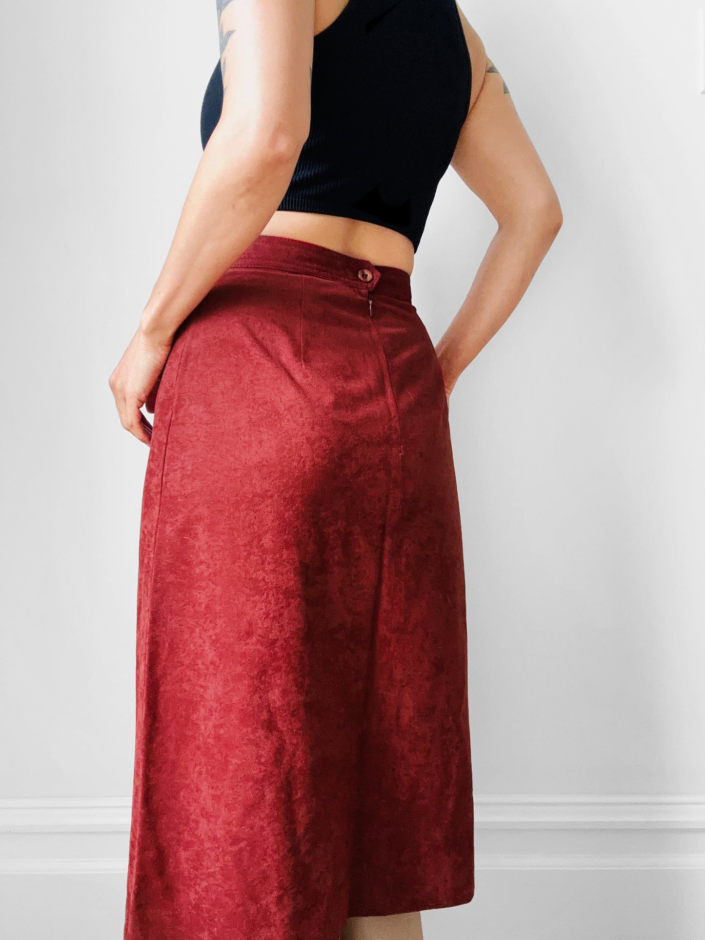 1970s Rust Red A-line Split Front Micro Suede Skirt - Sz. Sm