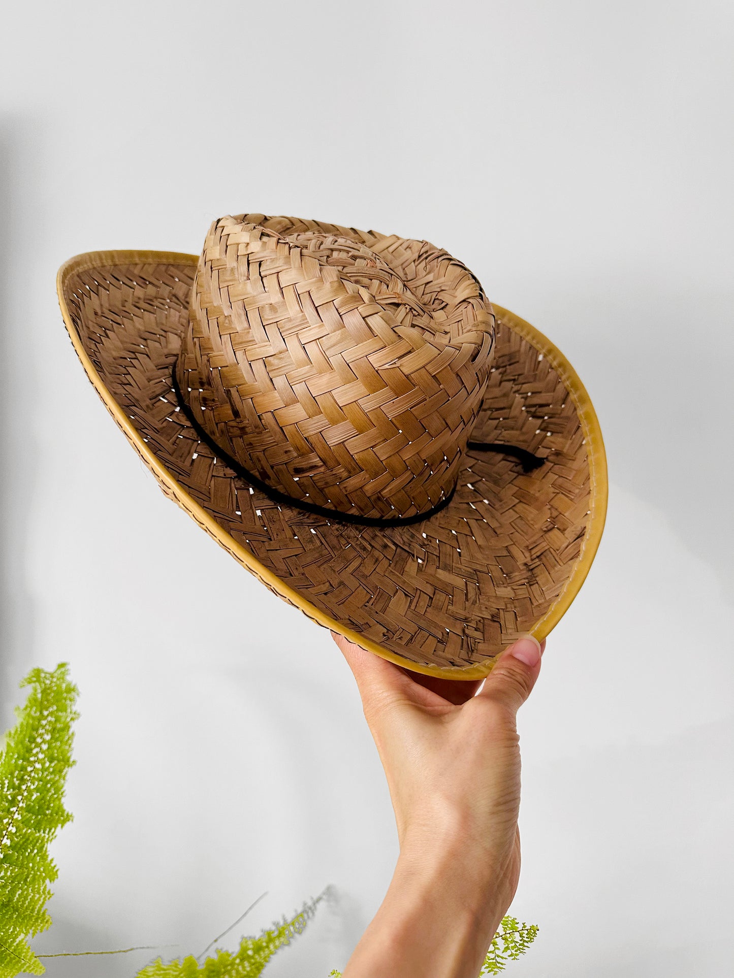 1970s Wide-Brimmed Straw Woven Western Style Summer Sun Hat