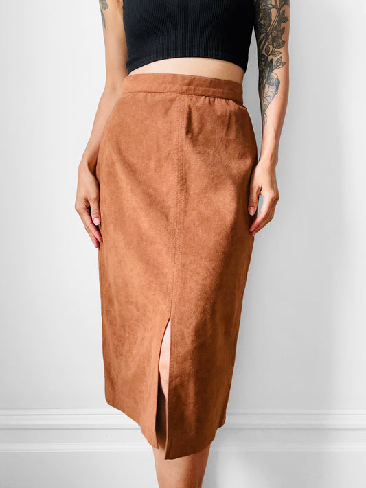 Vintage  1970s - 1980s Caramel A-line Split-Front Ultra Suede Skirt - Sz. Sm