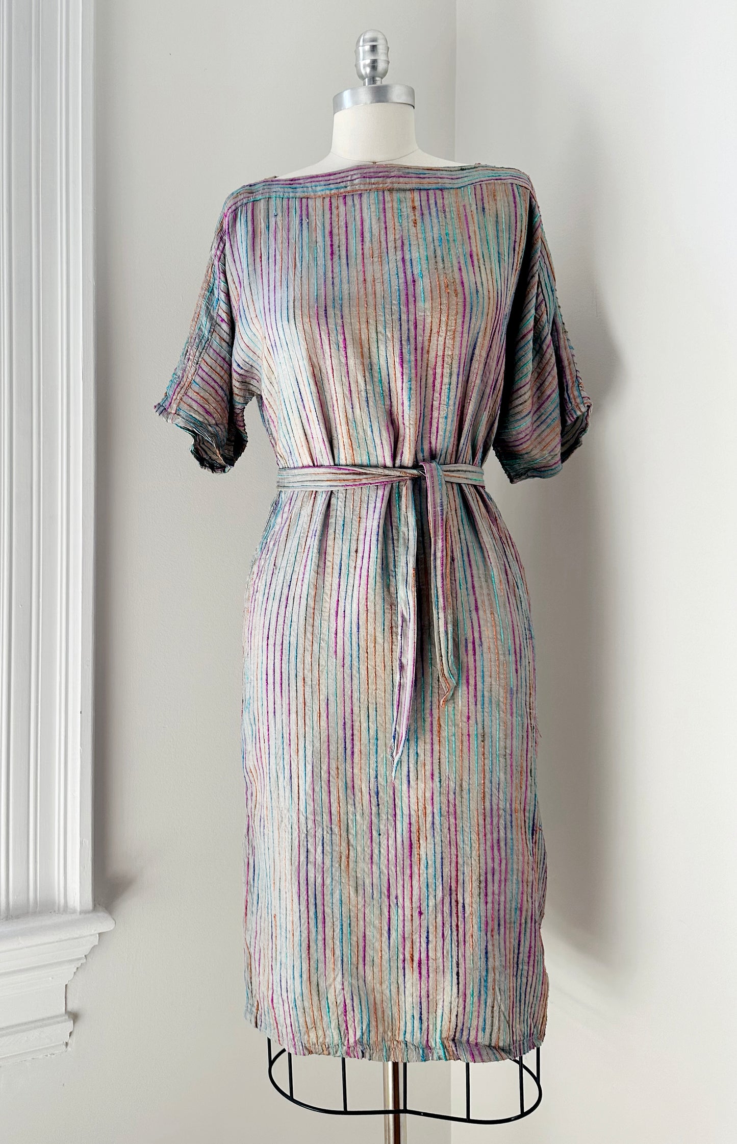 1970s Grey Multi-Toned Stripe Raw Silk Belted Shift Dress - Sz. XS