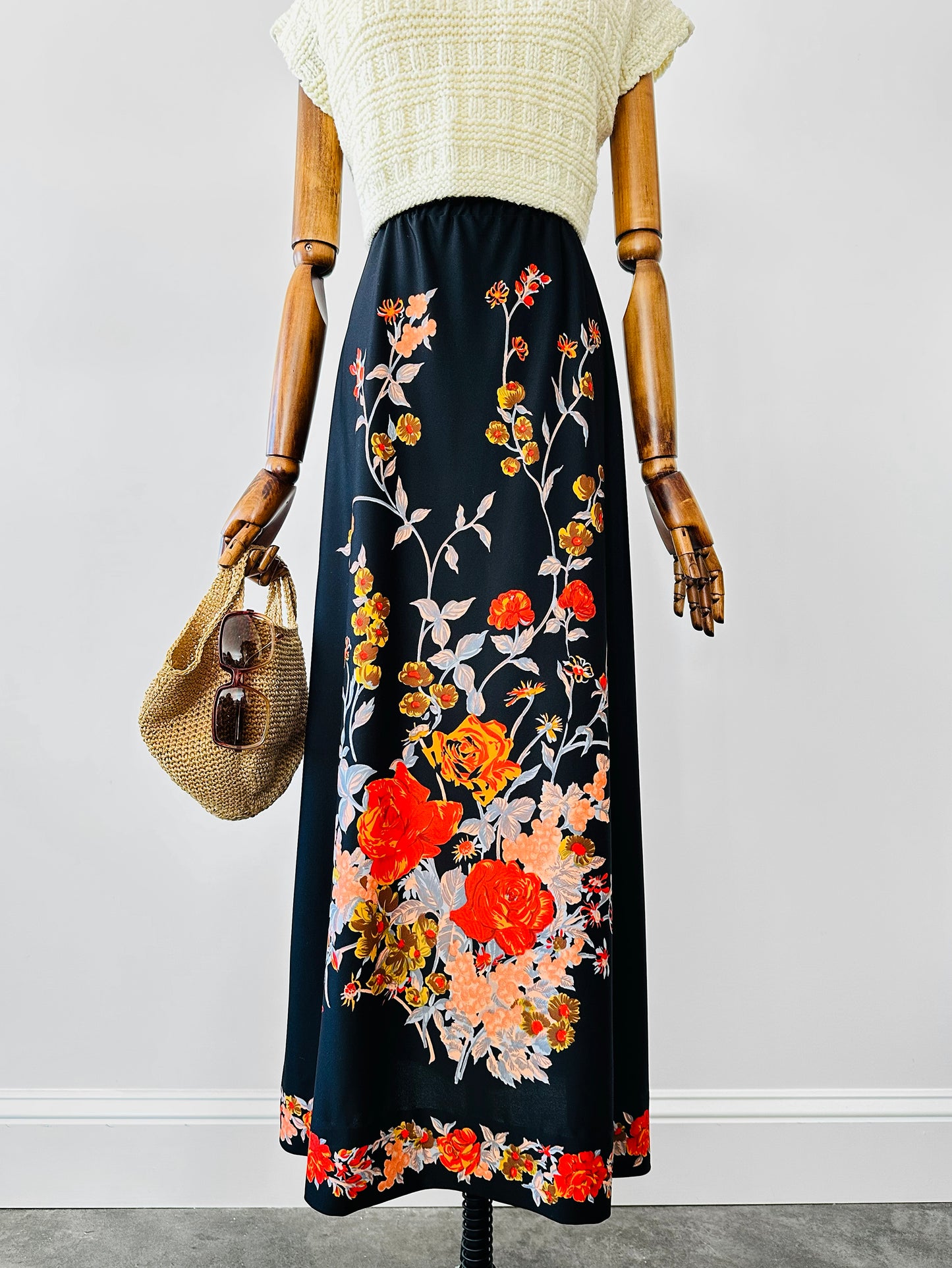 Vintage 1970s Long Black Floral Patterned Skirt - Sz. S/M (Copy) (Copy)