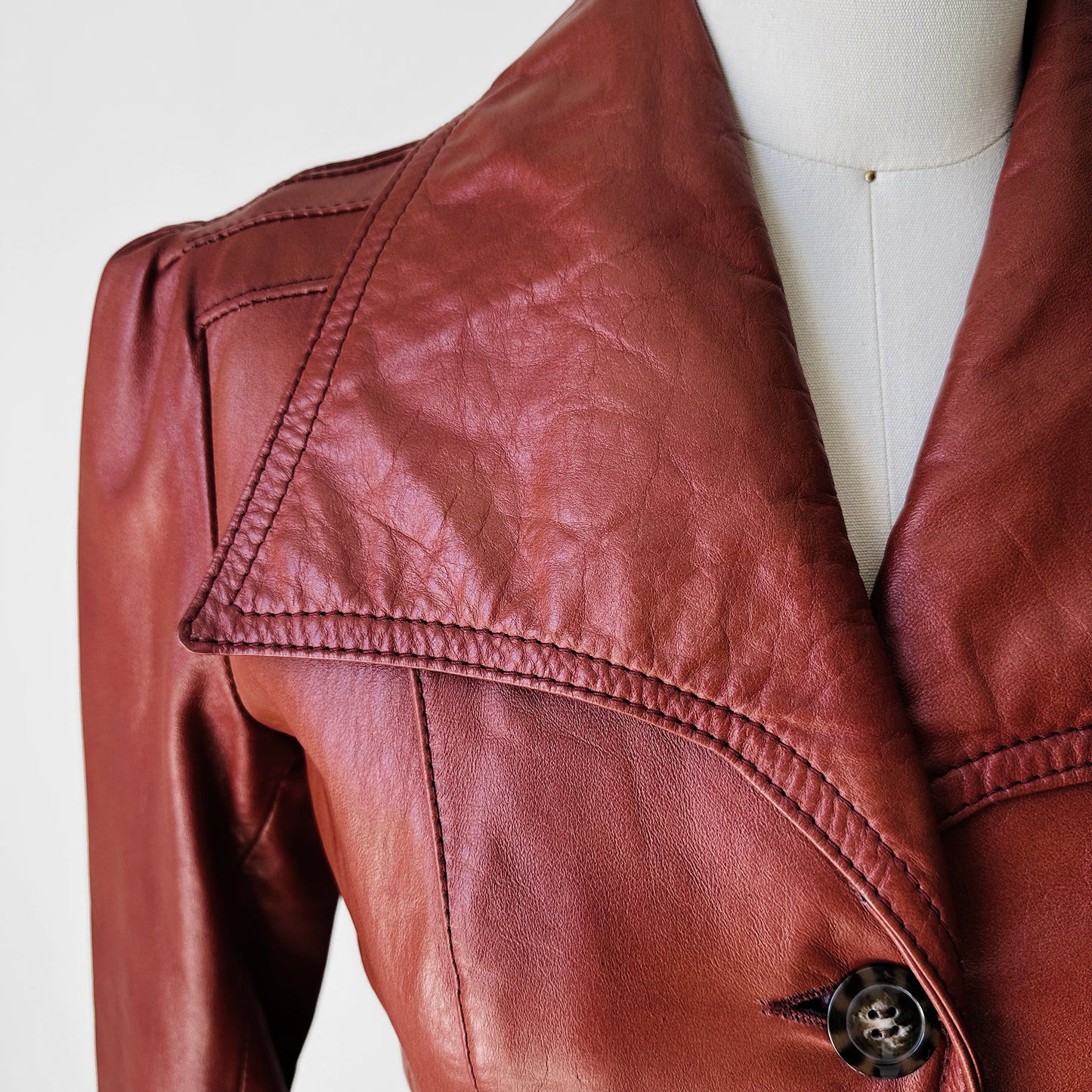 1970s Amber Tan Wide Lapel Tapered Waist Belted Leather Coat - Sz. XS/S