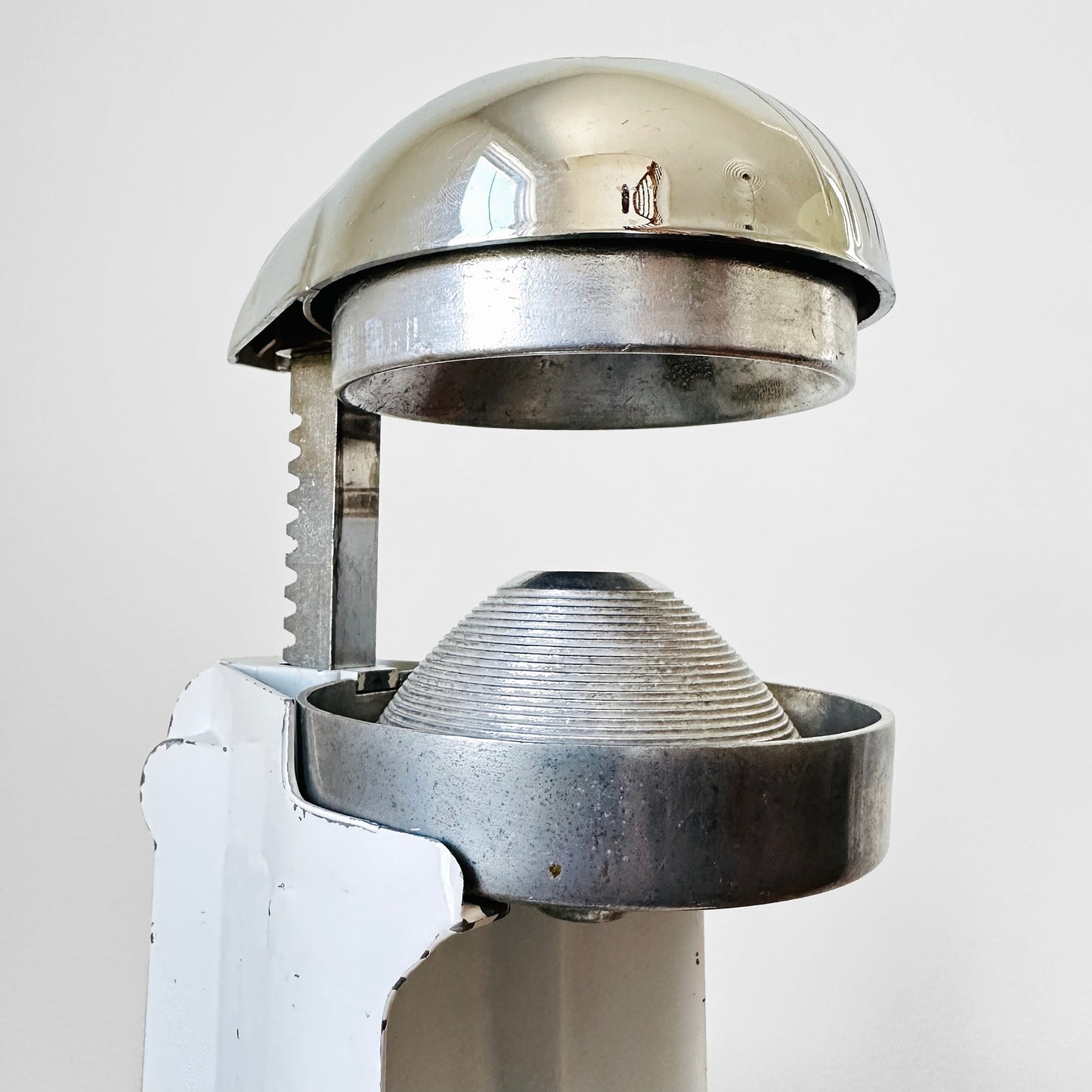 1960s Enamelled Metal and Steel White and Grey Hand-Press Juicer