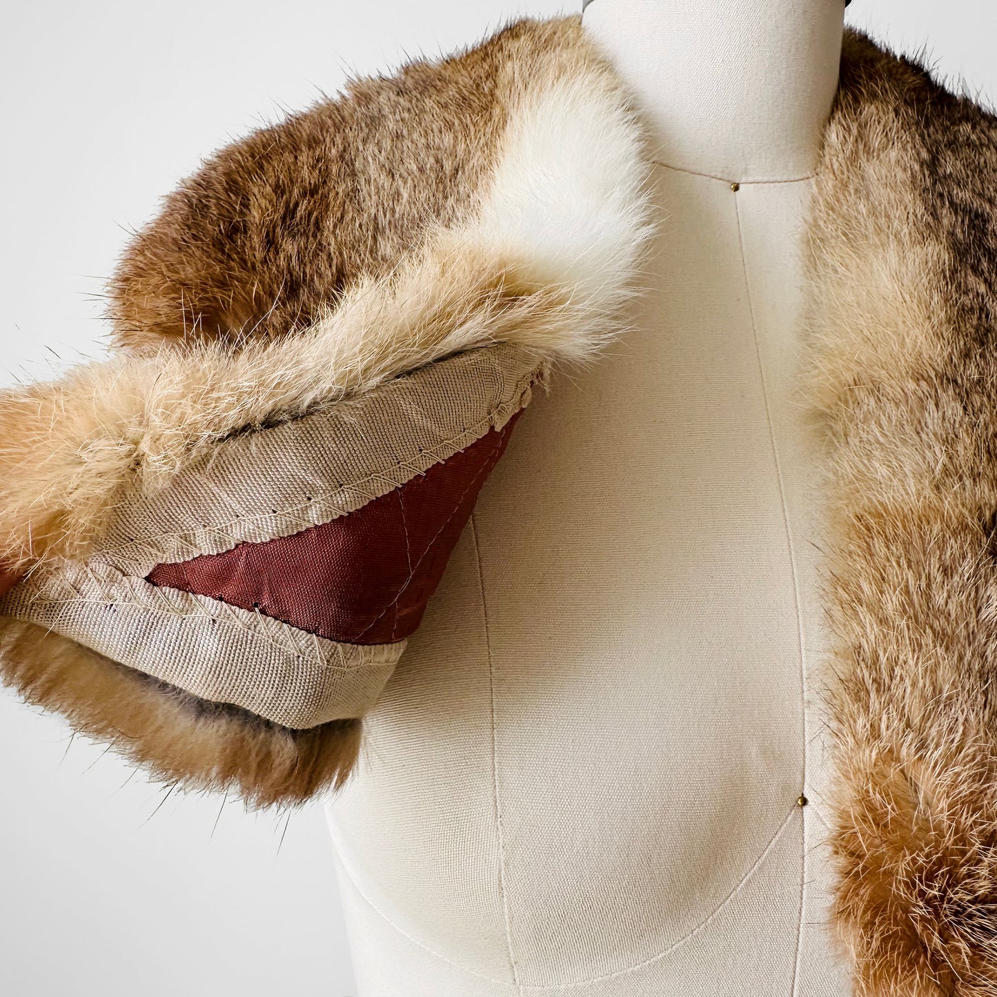 1950s - 1960s Toffee and Cream Fur Collar