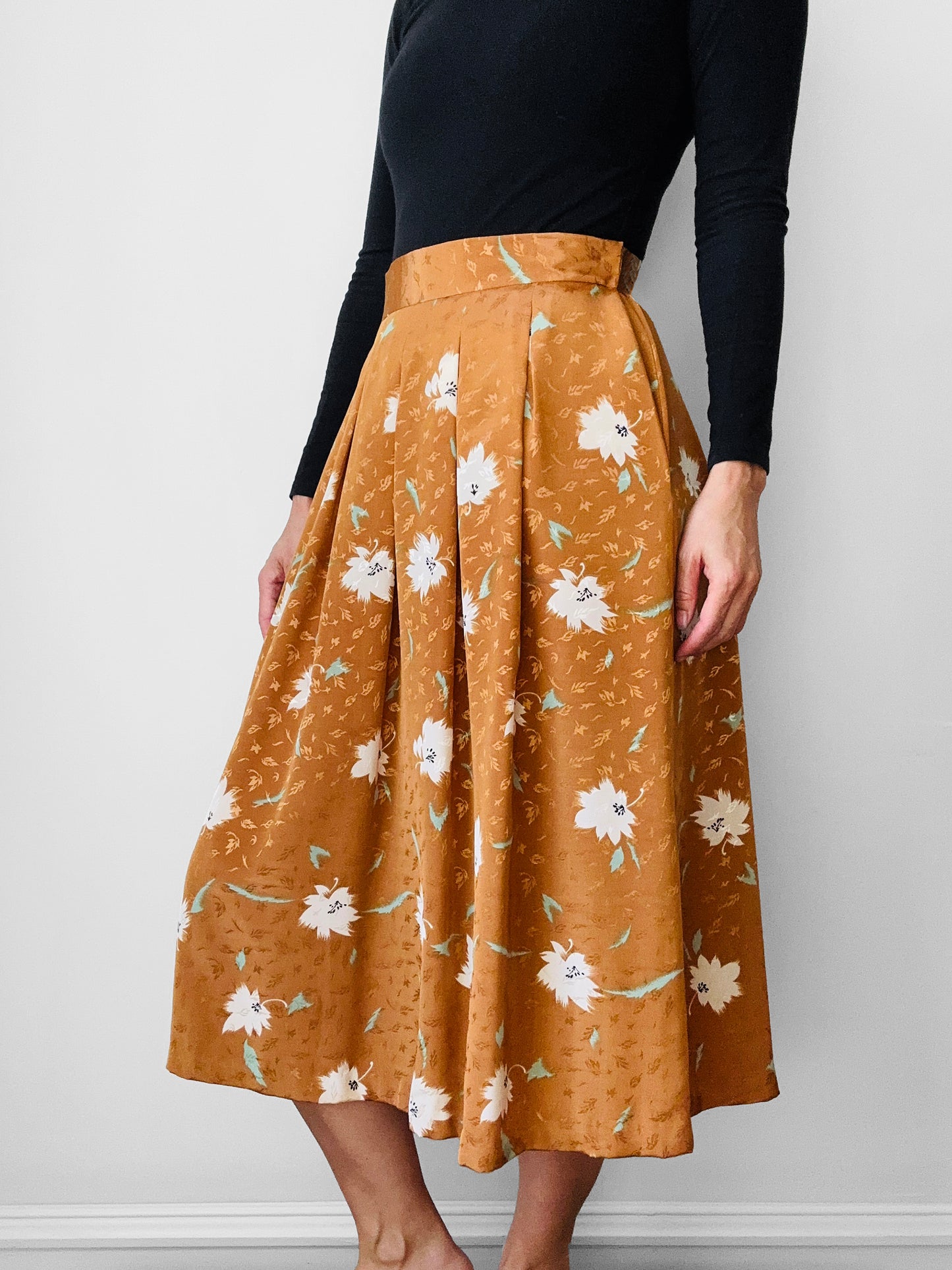 1970s - 1980s Caramel Floral Skirt - Sz. Sm