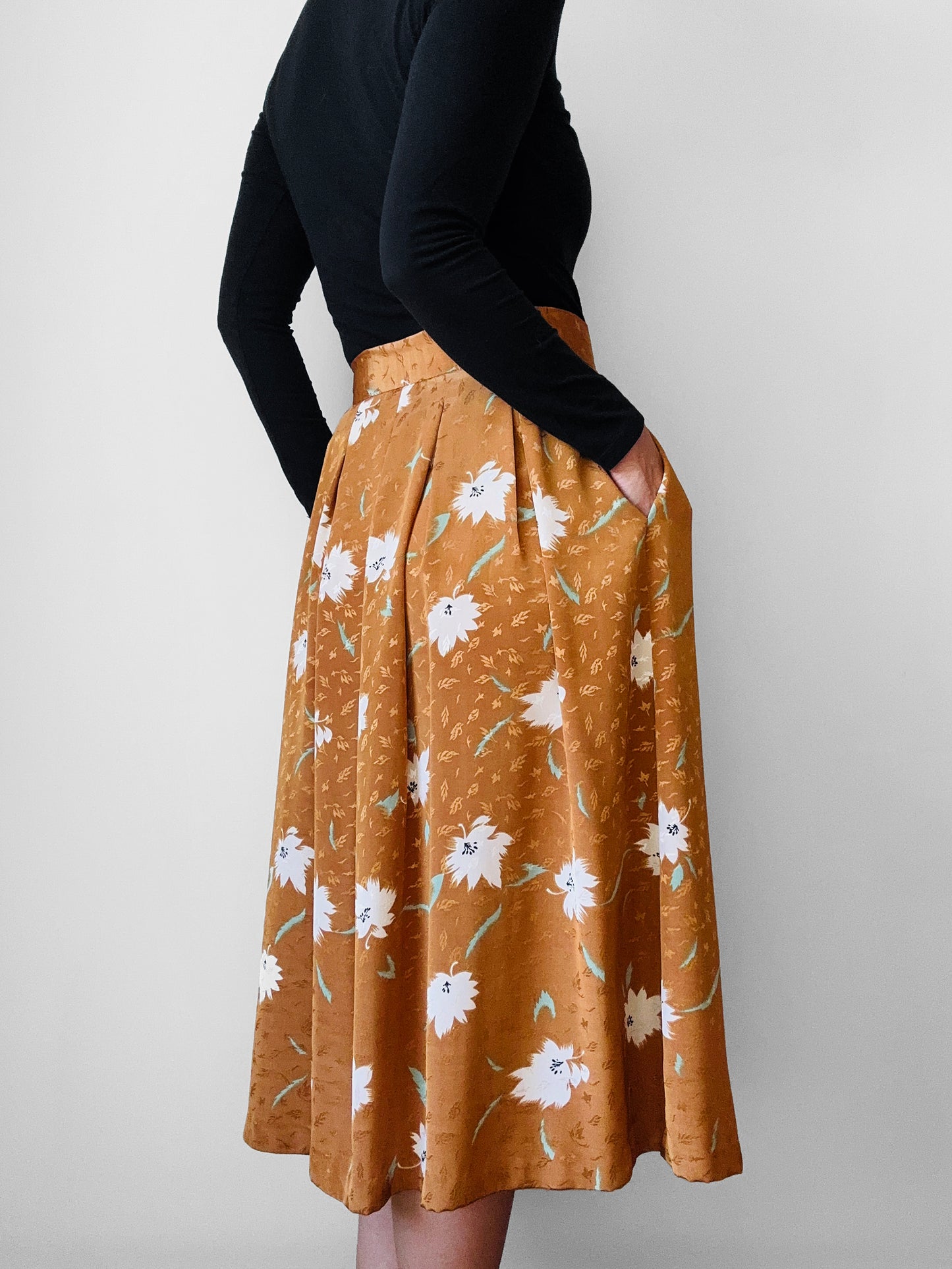 1970s - 1980s Caramel Floral Skirt - Sz. Sm