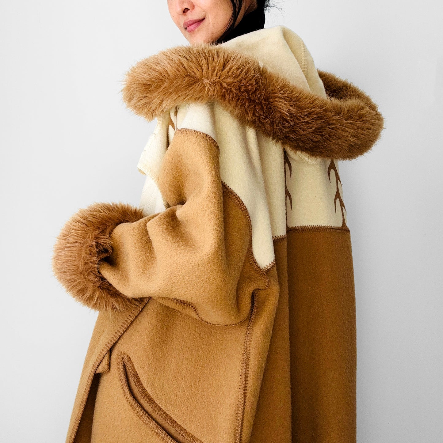 1980s Tan Pure Virgin Wool LUNDSTROM Canada Hooded Faux Fur Blanket Wrap Coat - Sz. O/S