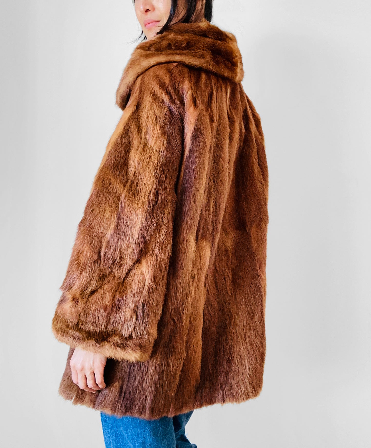 1950s - 1960s Holts Renfrew Bell Sleeved Aline Toffee Toned Lined Fur Jacket