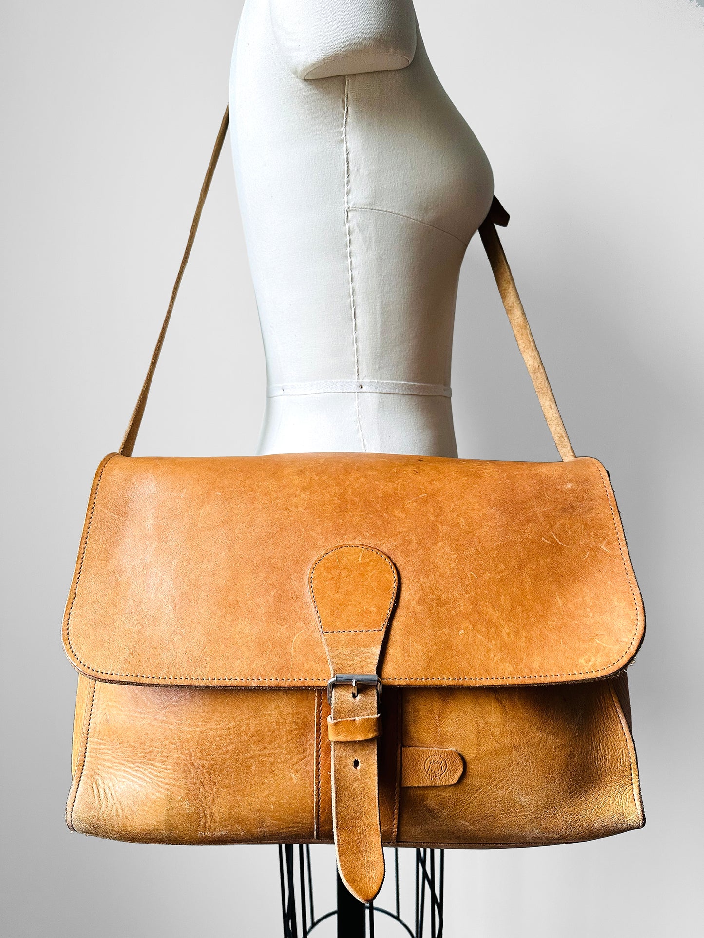 Well-Worn Tan Heavy Leather Buckle Closure Crossbody Travel Messenger Satchel Bag