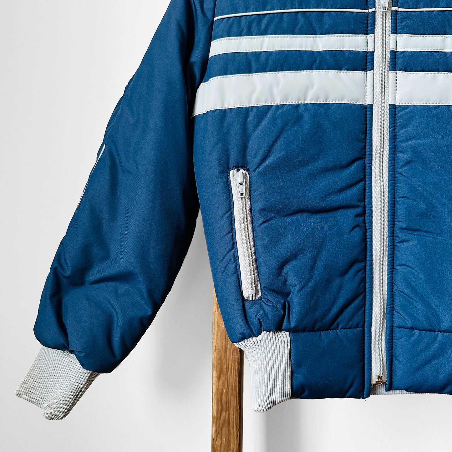 1970s - 1980s Made in Canada Blue Zip-Front Quilted Kids Winter SKI BRAND Jacket