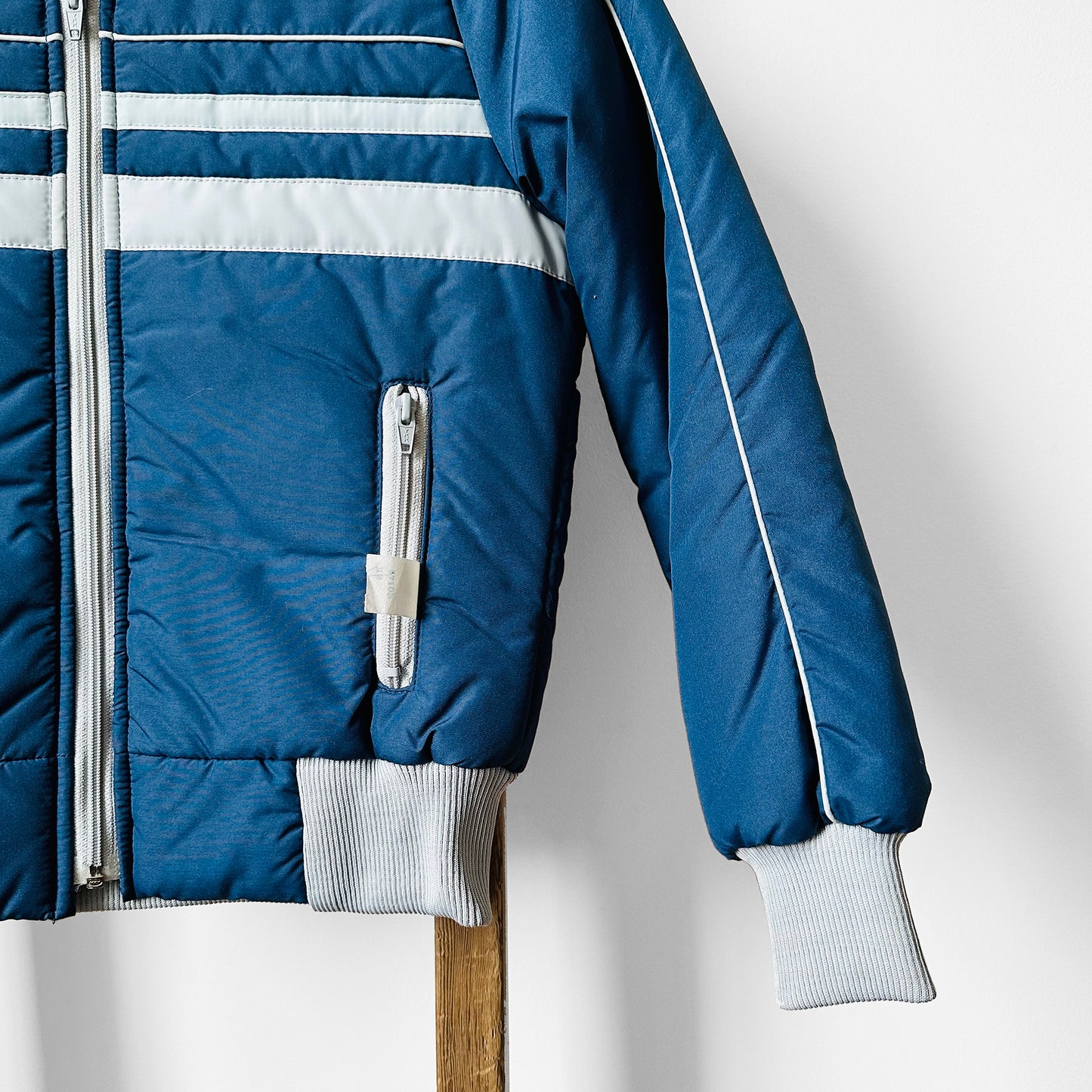 1970s - 1980s Made in Canada Blue Zip-Front Quilted Kids Winter SKI BRAND Jacket