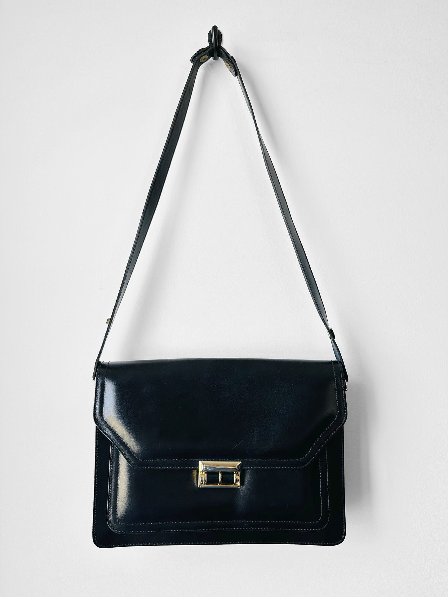 1970s Black Leather Boxy Structured Shoulder Bag