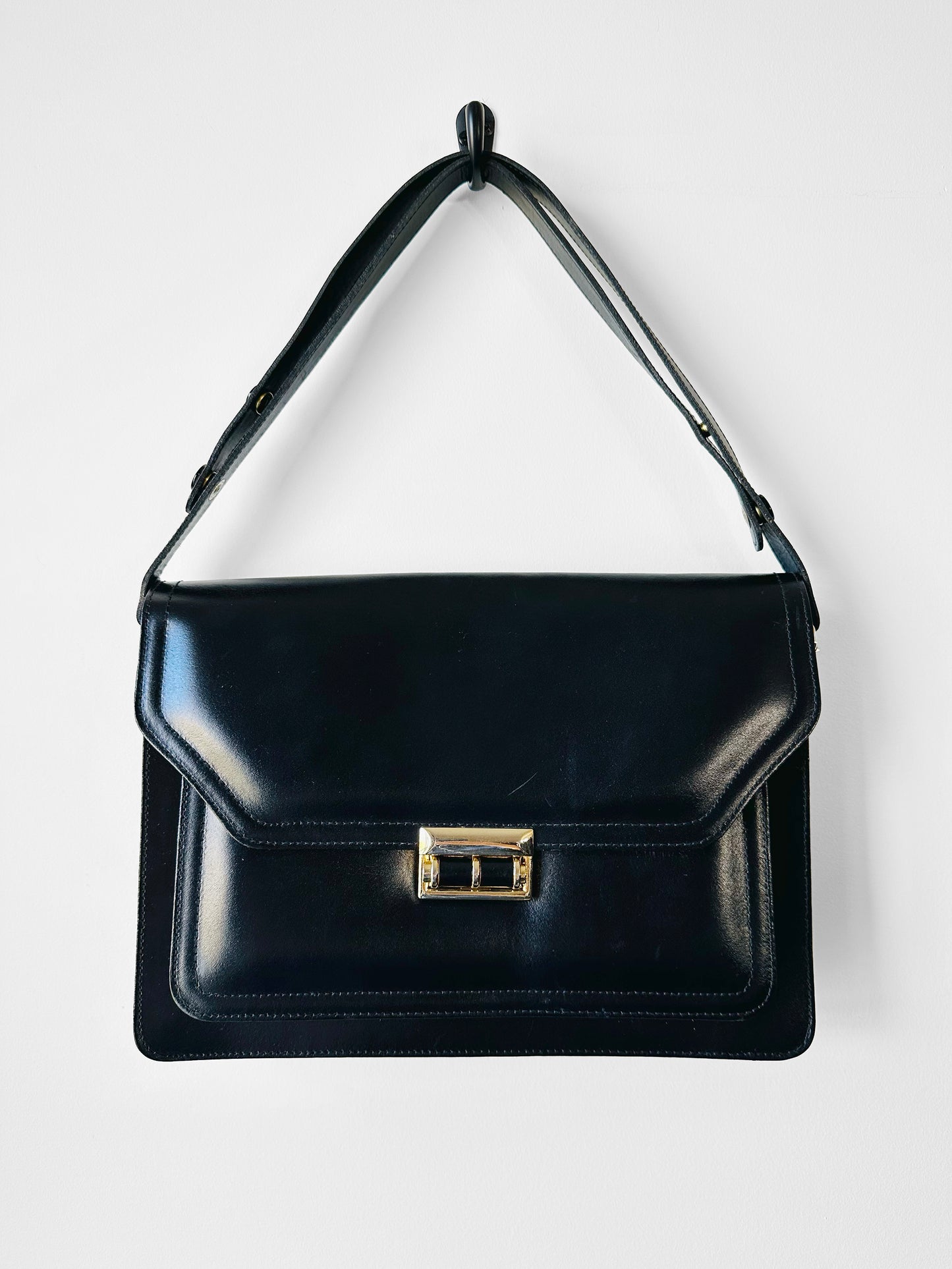 1970s Black Leather Boxy Structured Shoulder Bag