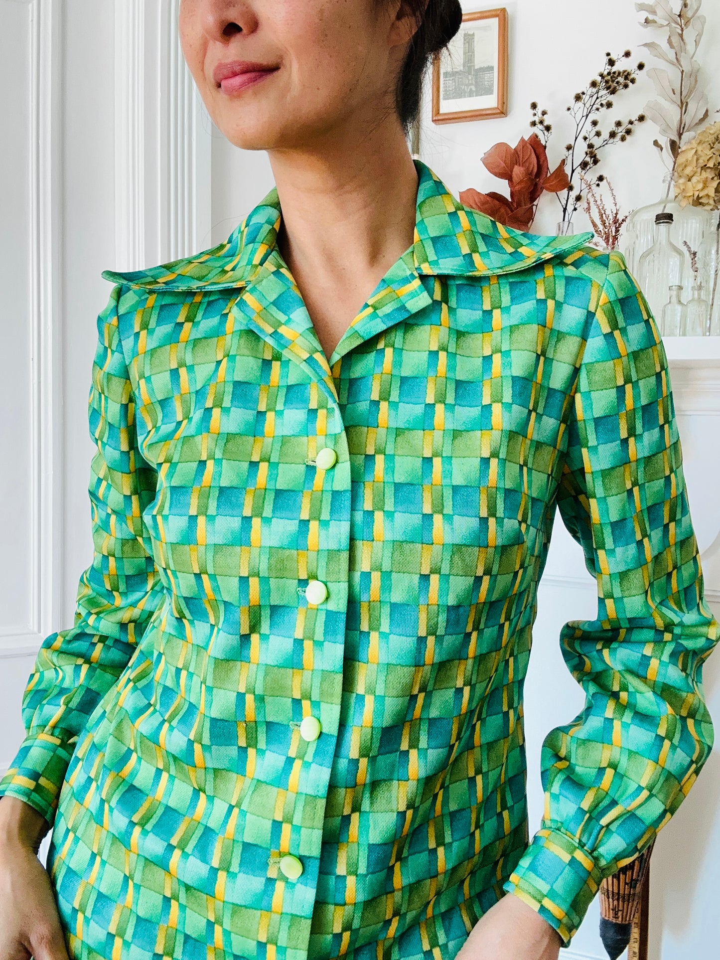 1960s - 1970s Apple Green Window Pane Patterned Button Up Shirt  - Sz. Sm