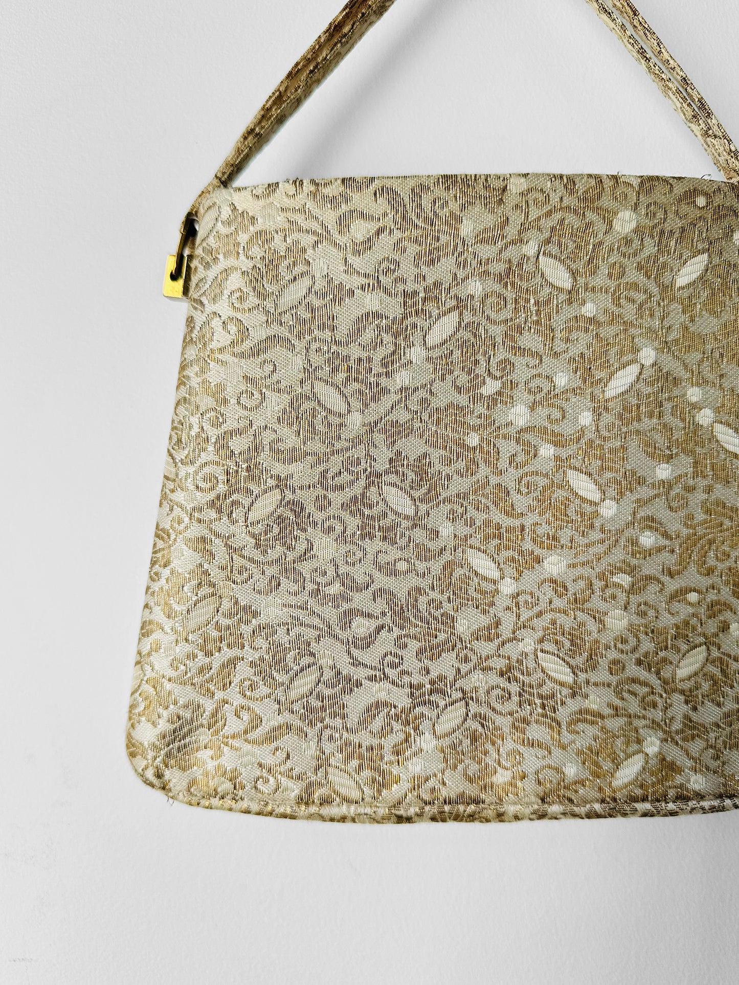 1950s - 1960s L. Magnin & Co. Floral Brocade Floral Blush Interior Evening Bag with Mirror and Coin Purse