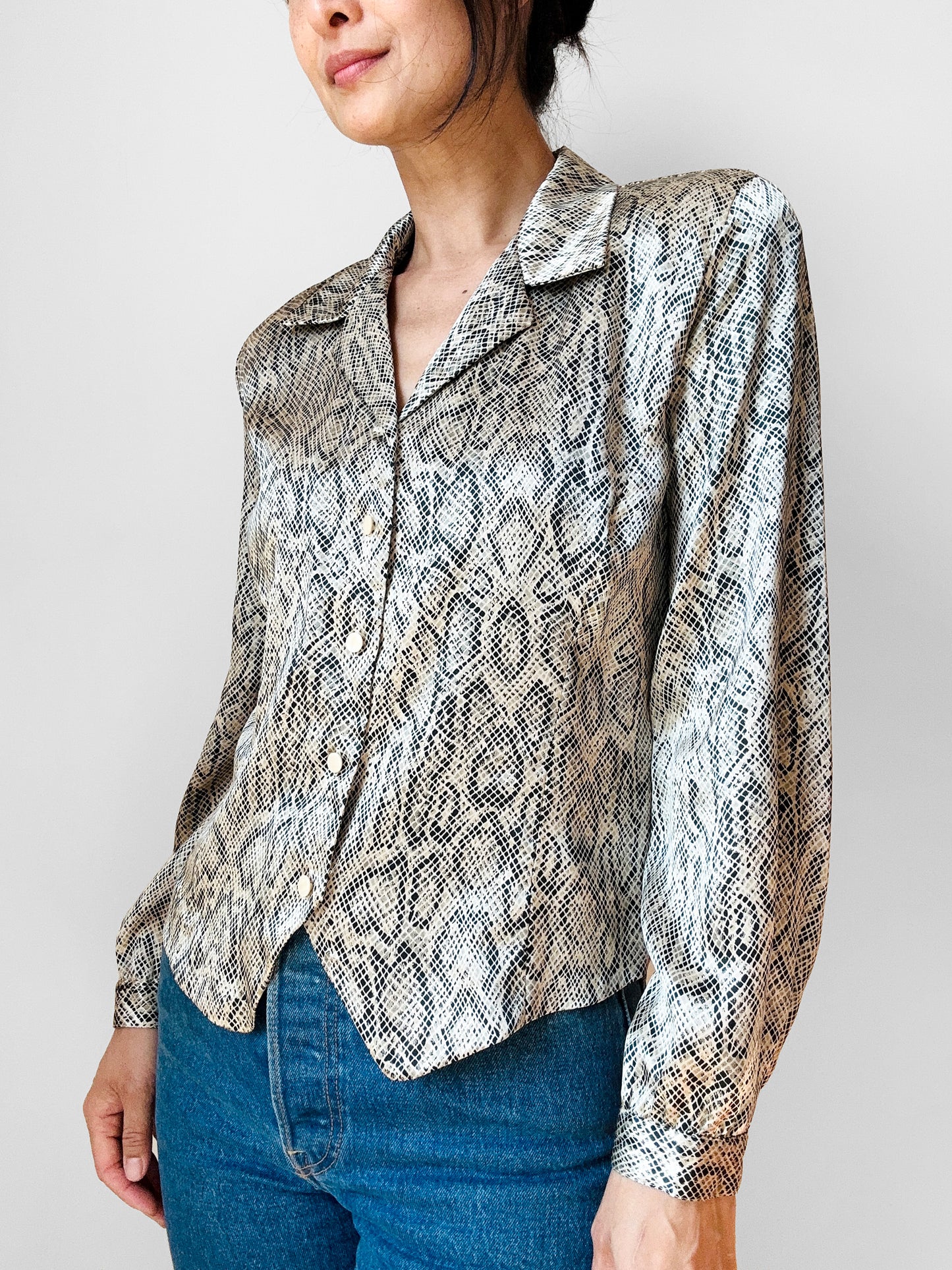1990s Tapered Short Waisted Snakeskin Patterned Blouse  - Sz. Sm