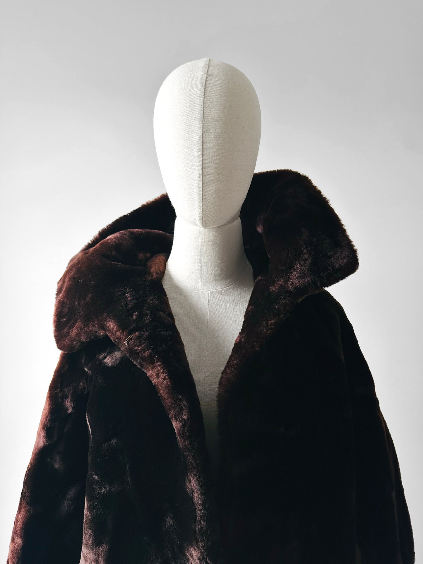 Mid-Century Deep Brown Alexander Becher and Eric's Southampton Lambswool A-Line Teddy Coat - Sz. Small