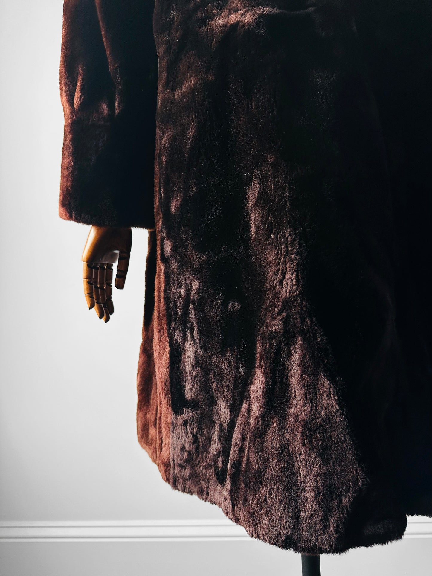 Mid-Century Deep Brown Alexander Becher and Eric's Southampton Lambswool A-Line Teddy Coat - Sz. Small