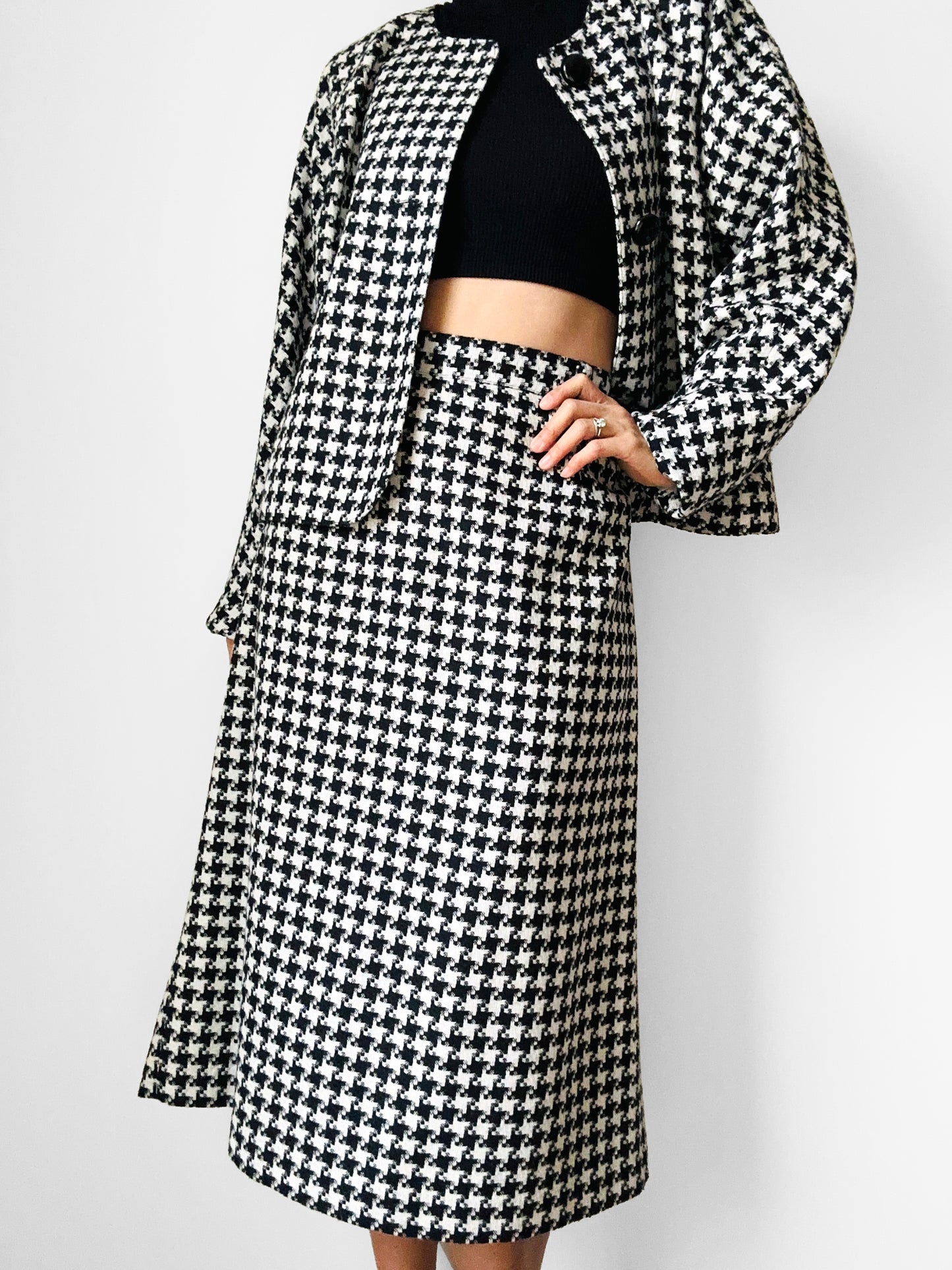 Late 70s - Early 80s Mister Leonard Canada Black and White Houndstooth Skirt and Blazer Set - Sz. L/XL