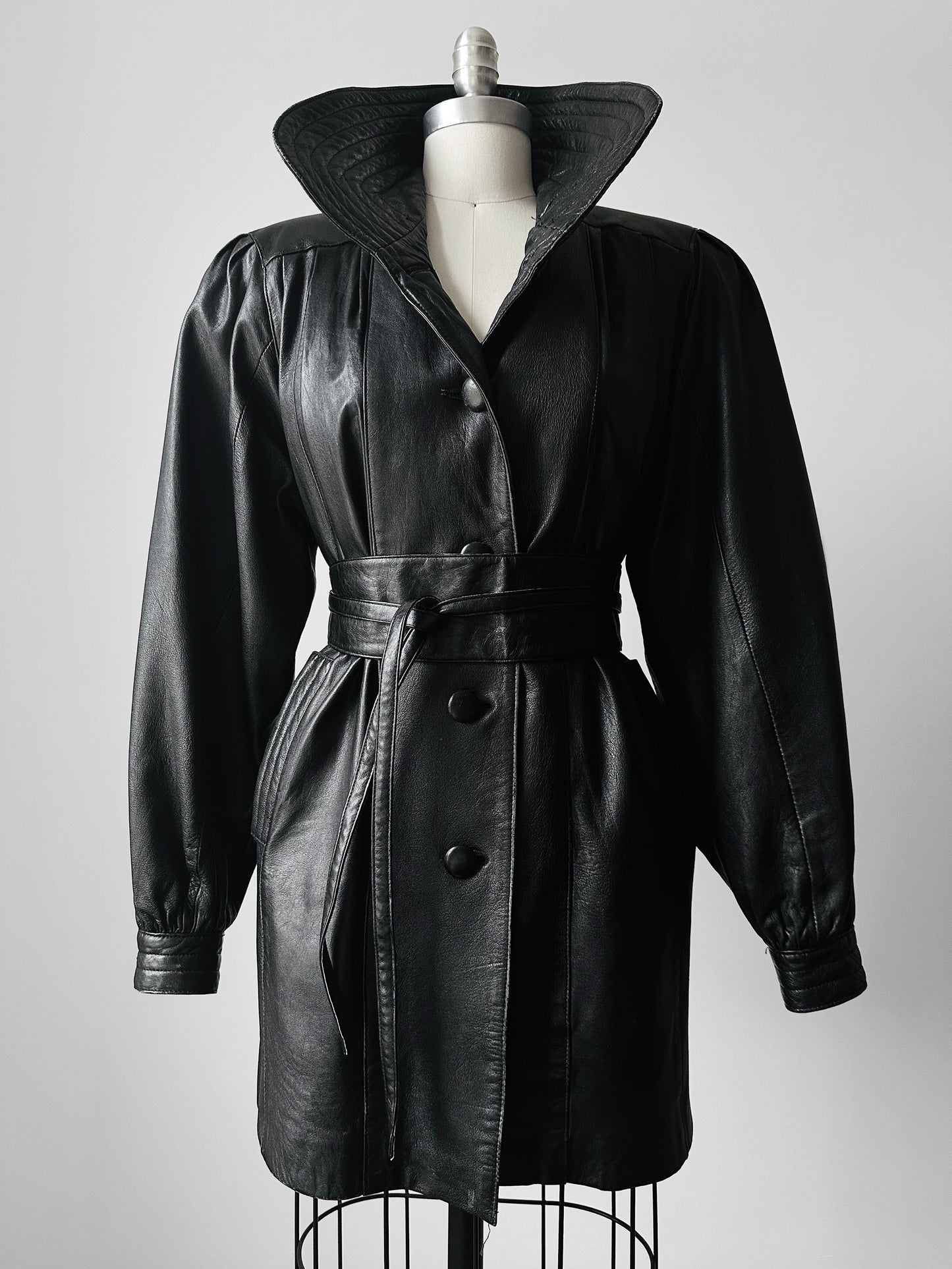 1980s Black Buttery Soft Exaggerated Collared Italian Leather Jacket - Sz. S/M