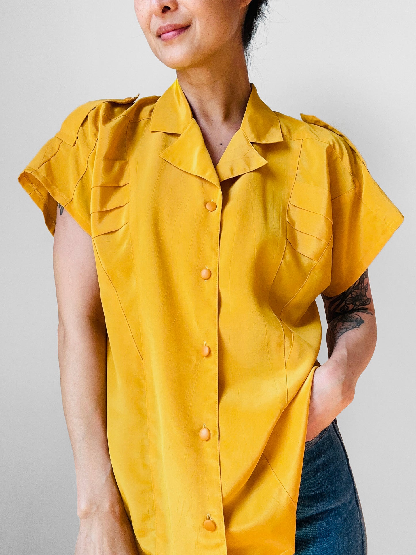 1980s Mustard Yellow Button Front Short Sleeve Blouse - Sz. S/M