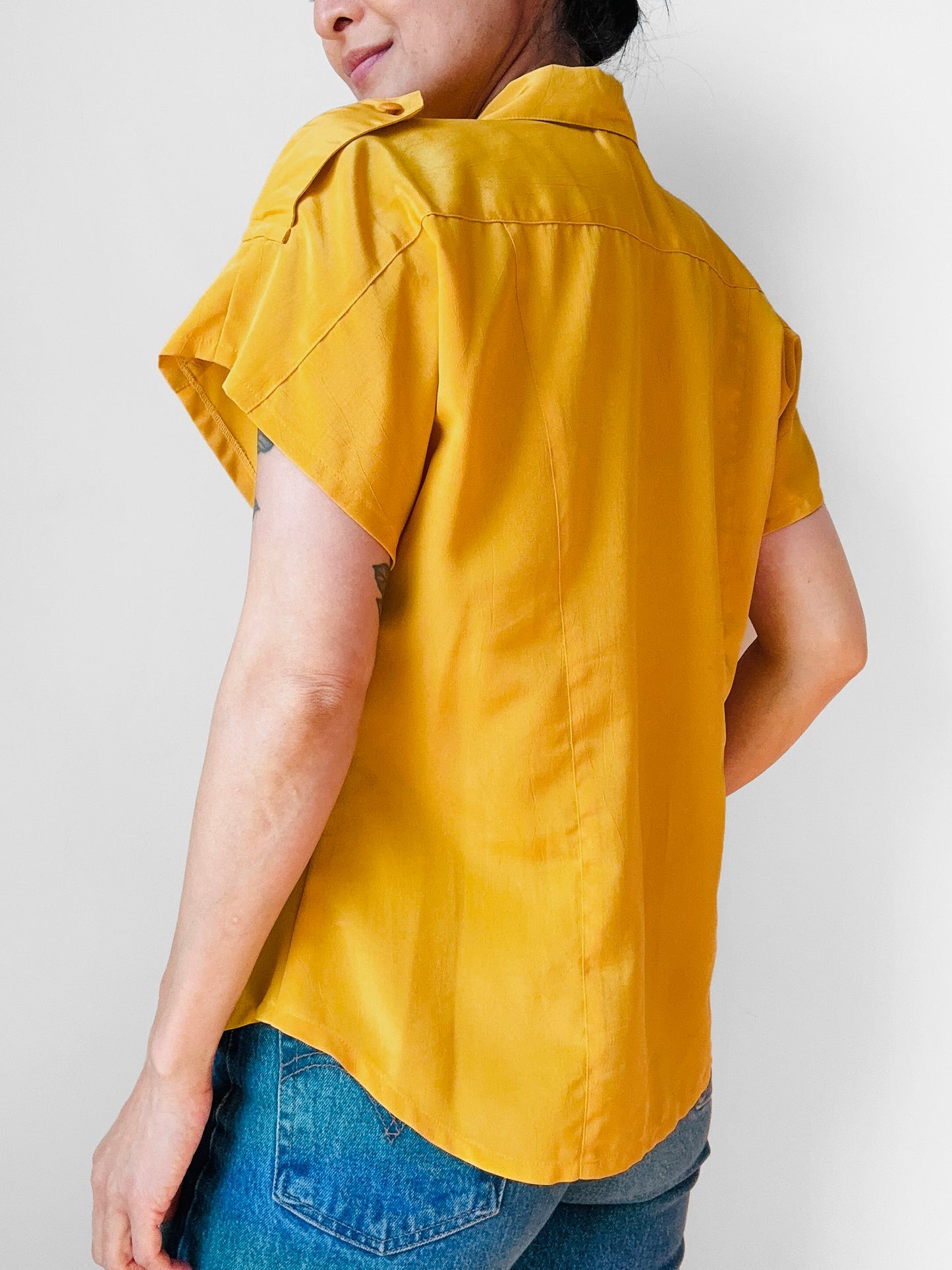 1980s Mustard Yellow Button Front Short Sleeve Blouse - Sz. S/M