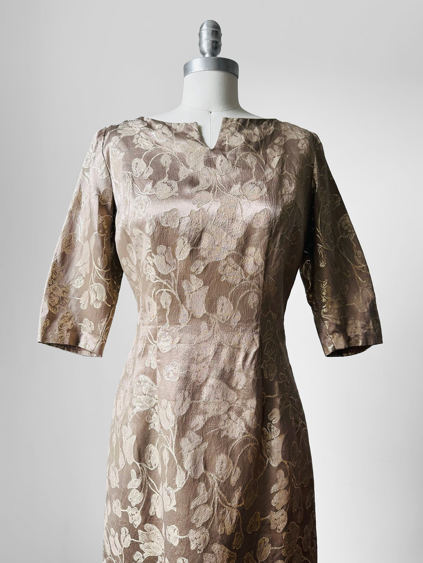 1960s Champagne Floral Shimmery Zip Back Floral Dress - Sz. Sm