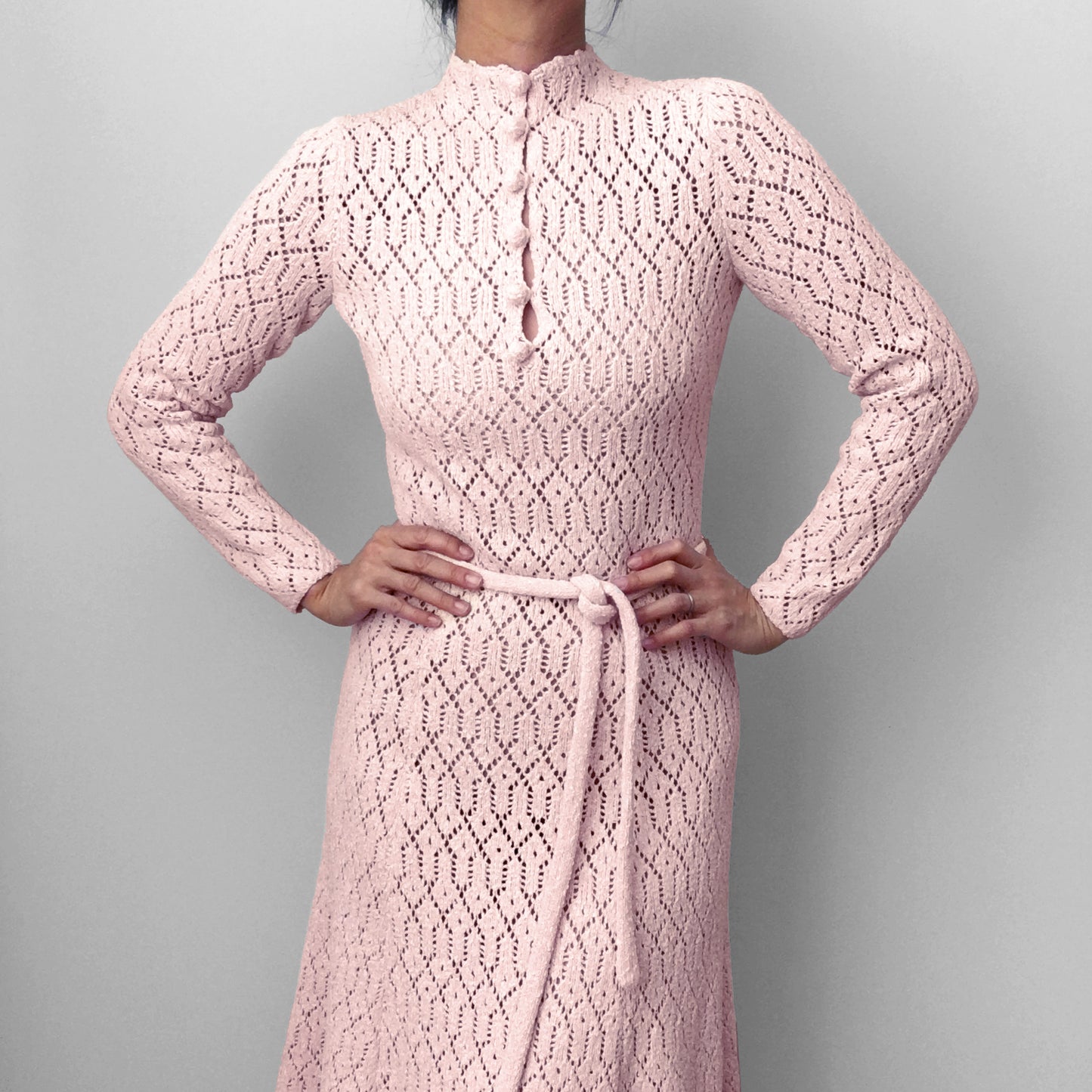 1960s Soft-Pink Button Collar Long-Sleeve Midi-Length Knit Dress