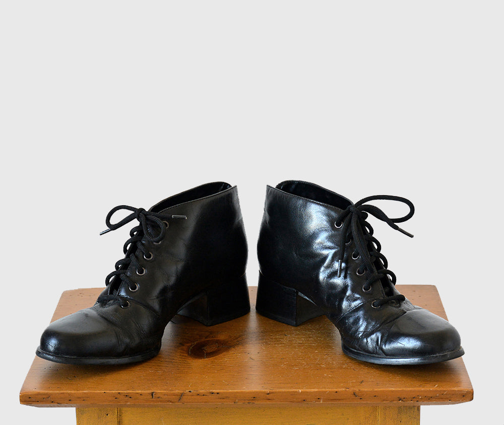 1990s Black Leather Lace-Up Ankle Boots