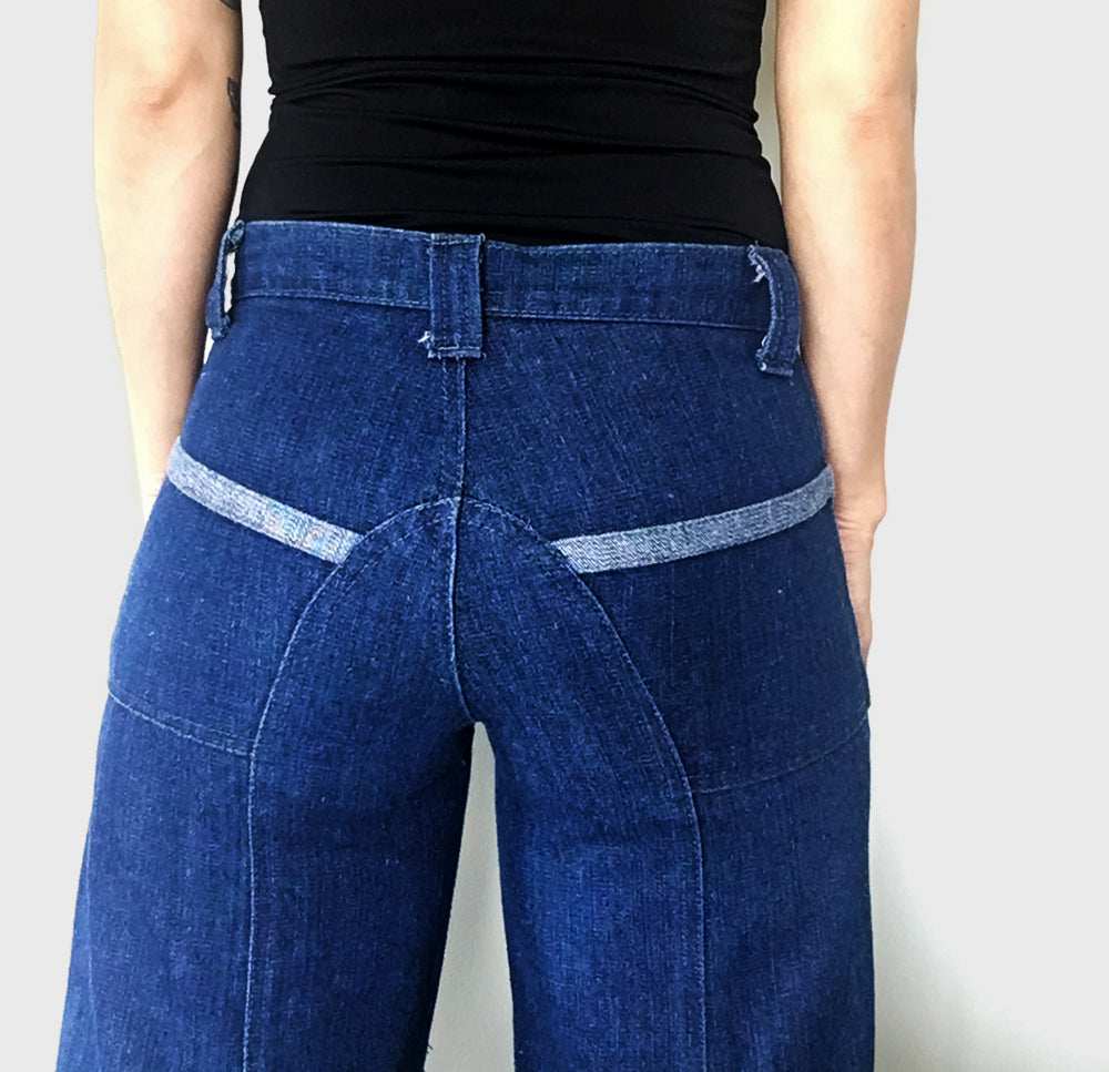 1970s Mid Rise Dark-Wash Flare Denim Blue Jeans