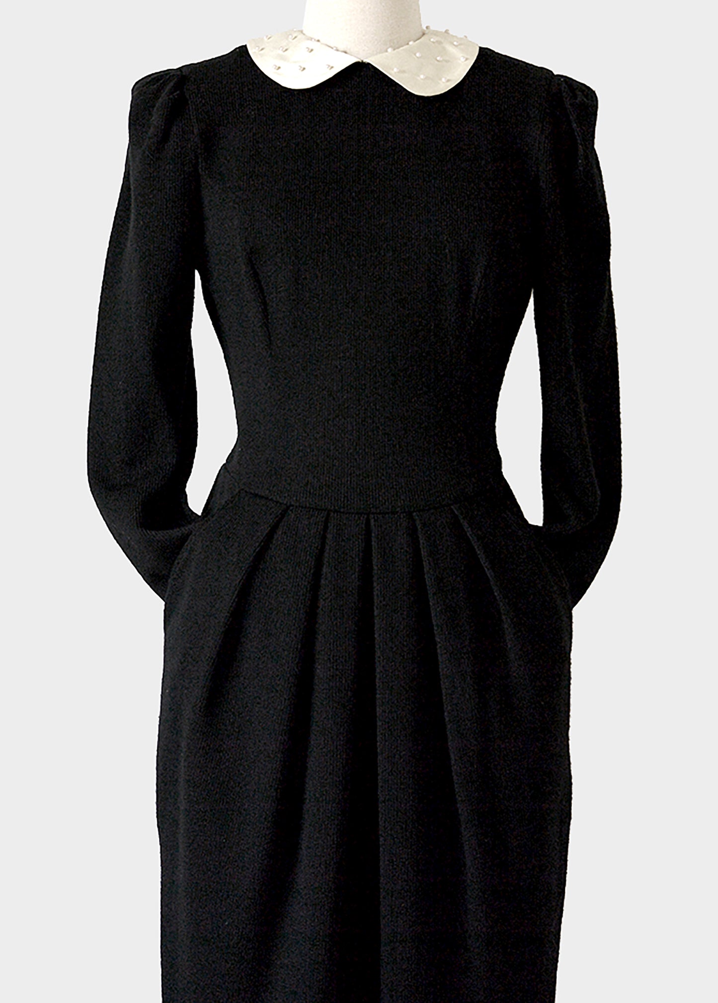 1940s Black Peter Pan Beaded Collar Pleated Zip Back Knit Dress