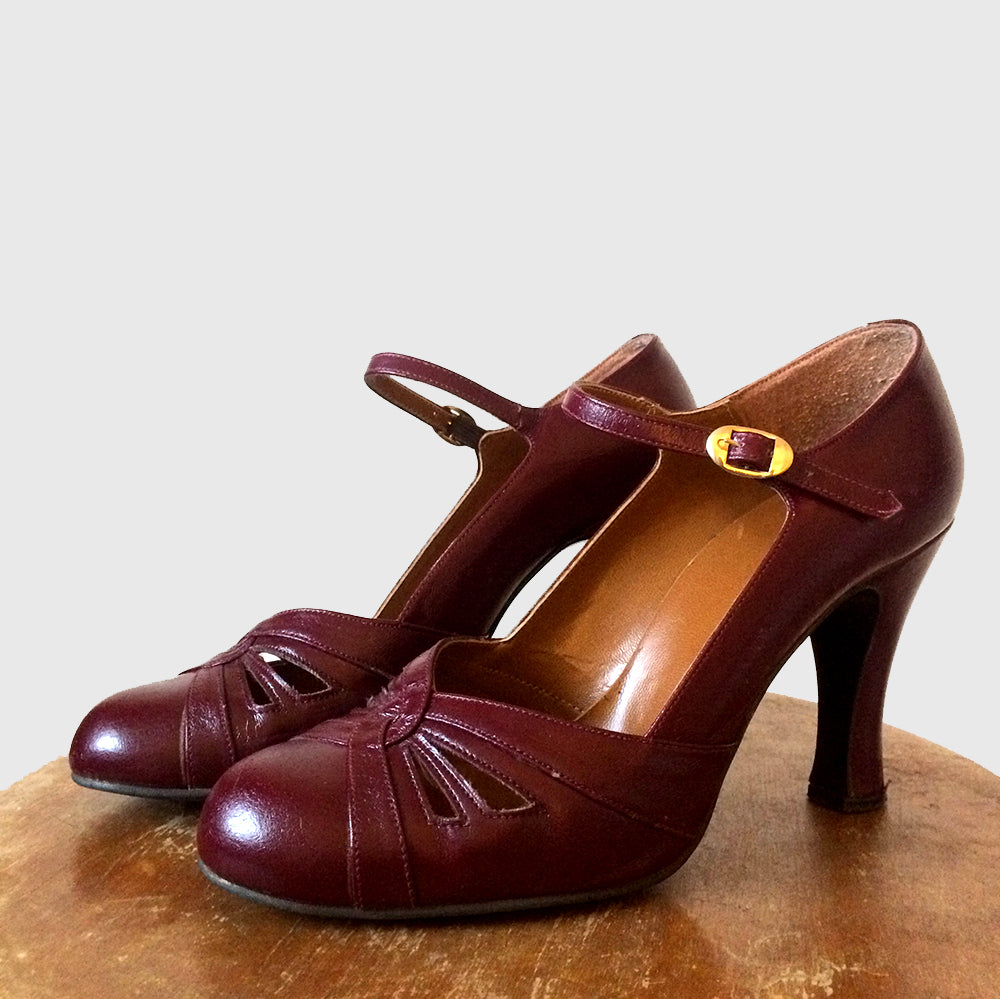 1970s Wine Red Mary Jane High-Heel Leather Pumps