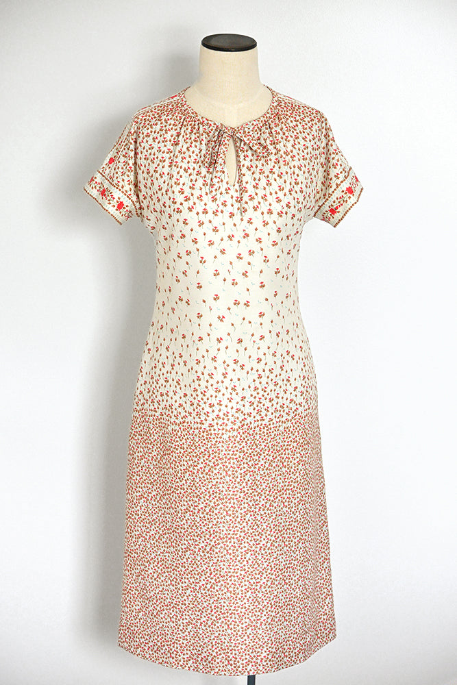 1960s-1970s Midi-Length Floral Knee Length Shift Dress