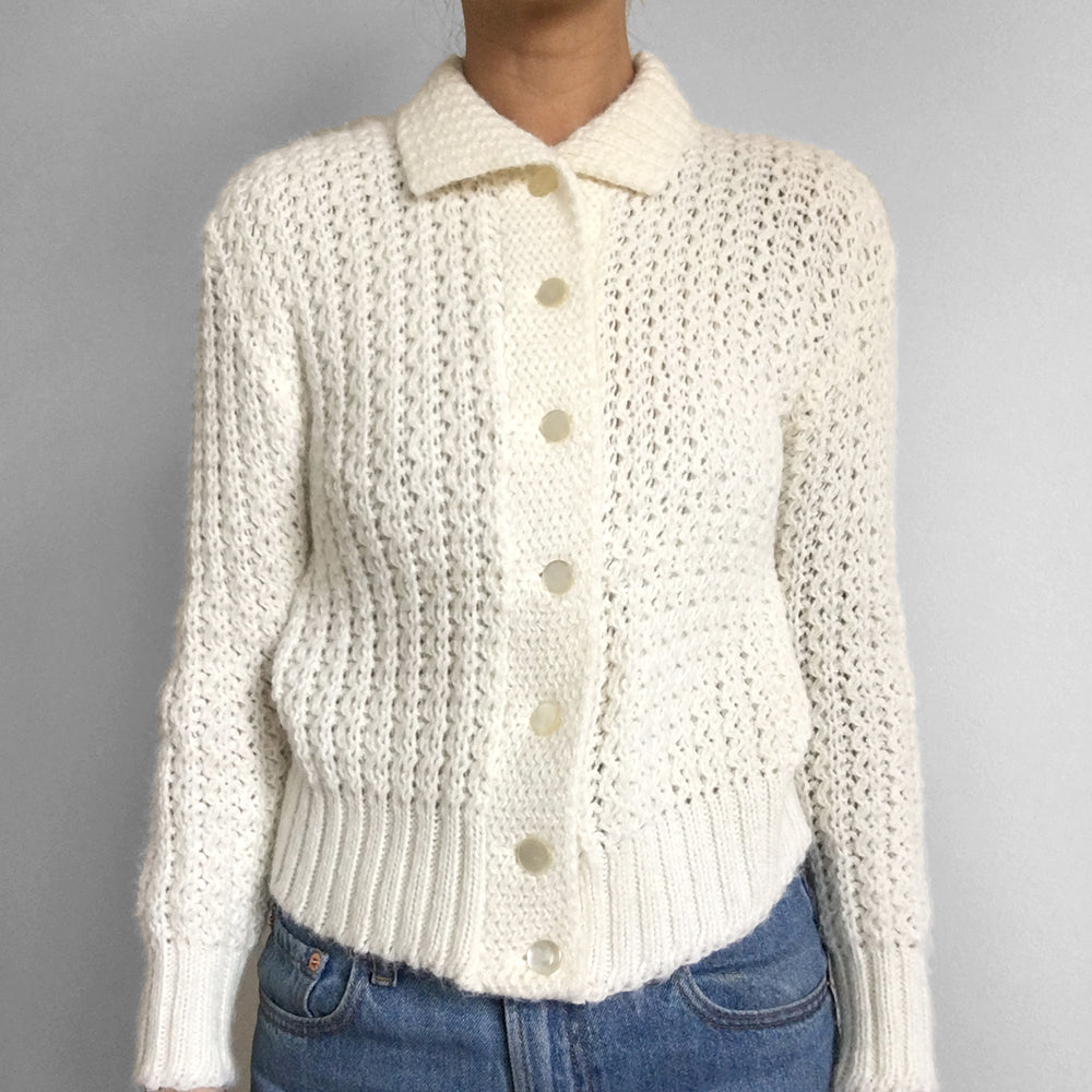 1960s Creme Collared Handmade Fitted Knit Cardigan Sweater