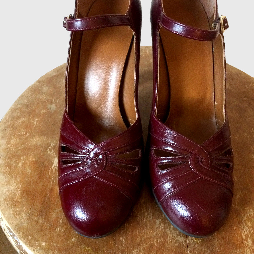 1970s Wine Red Mary Jane High-Heel Leather Pumps