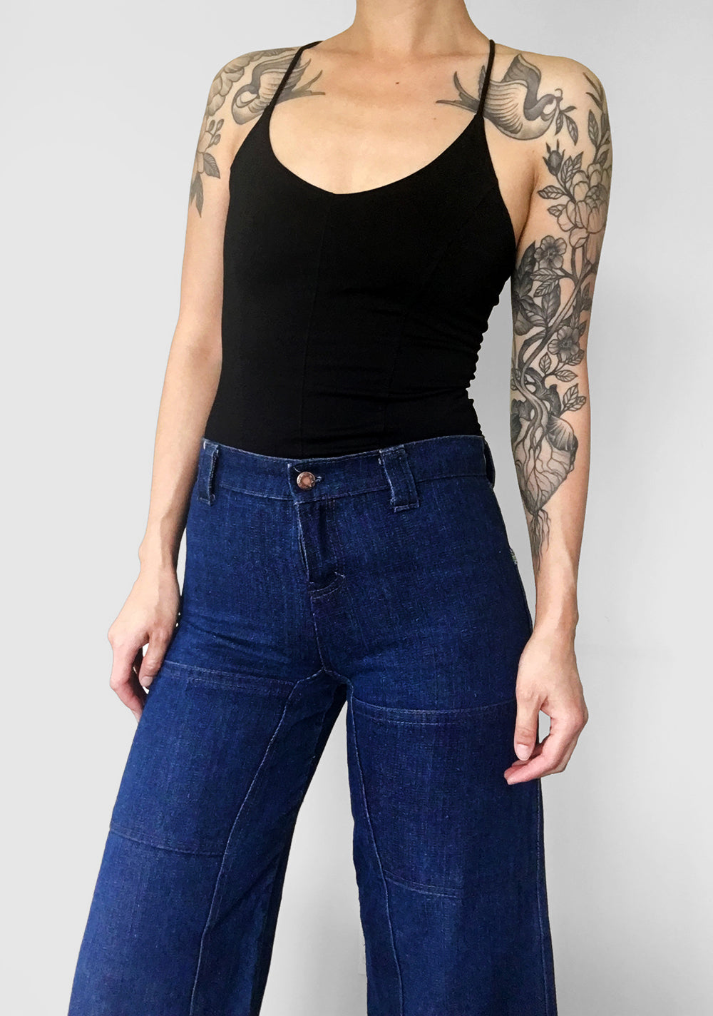 1970s Mid Rise Dark-Wash Flare Denim Blue Jeans