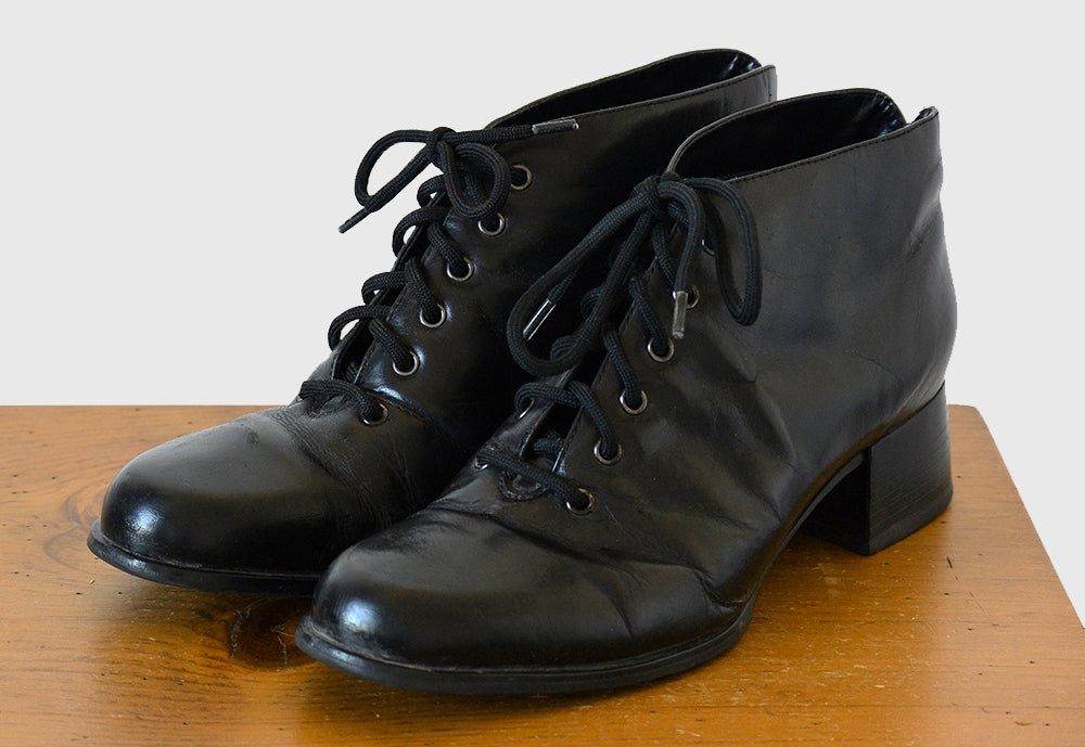 1990s Black Leather Lace-Up Ankle Boots